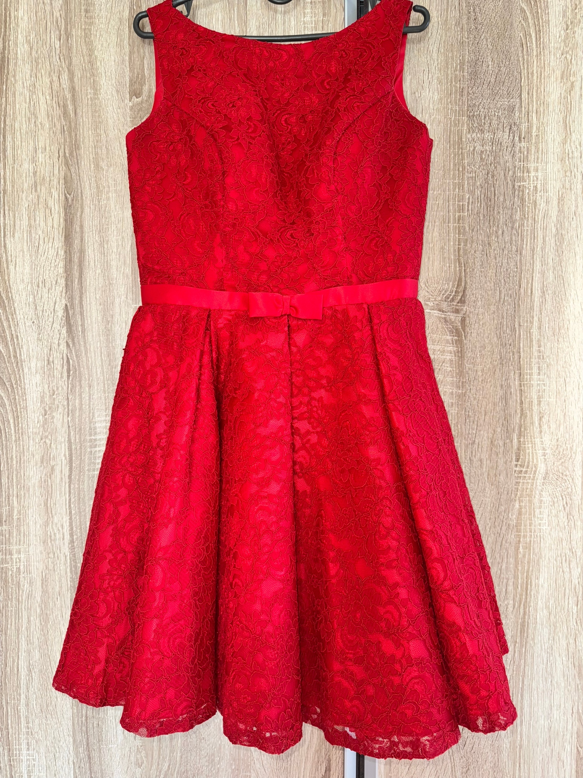 Продажа выпускного платья: идеальный наряд