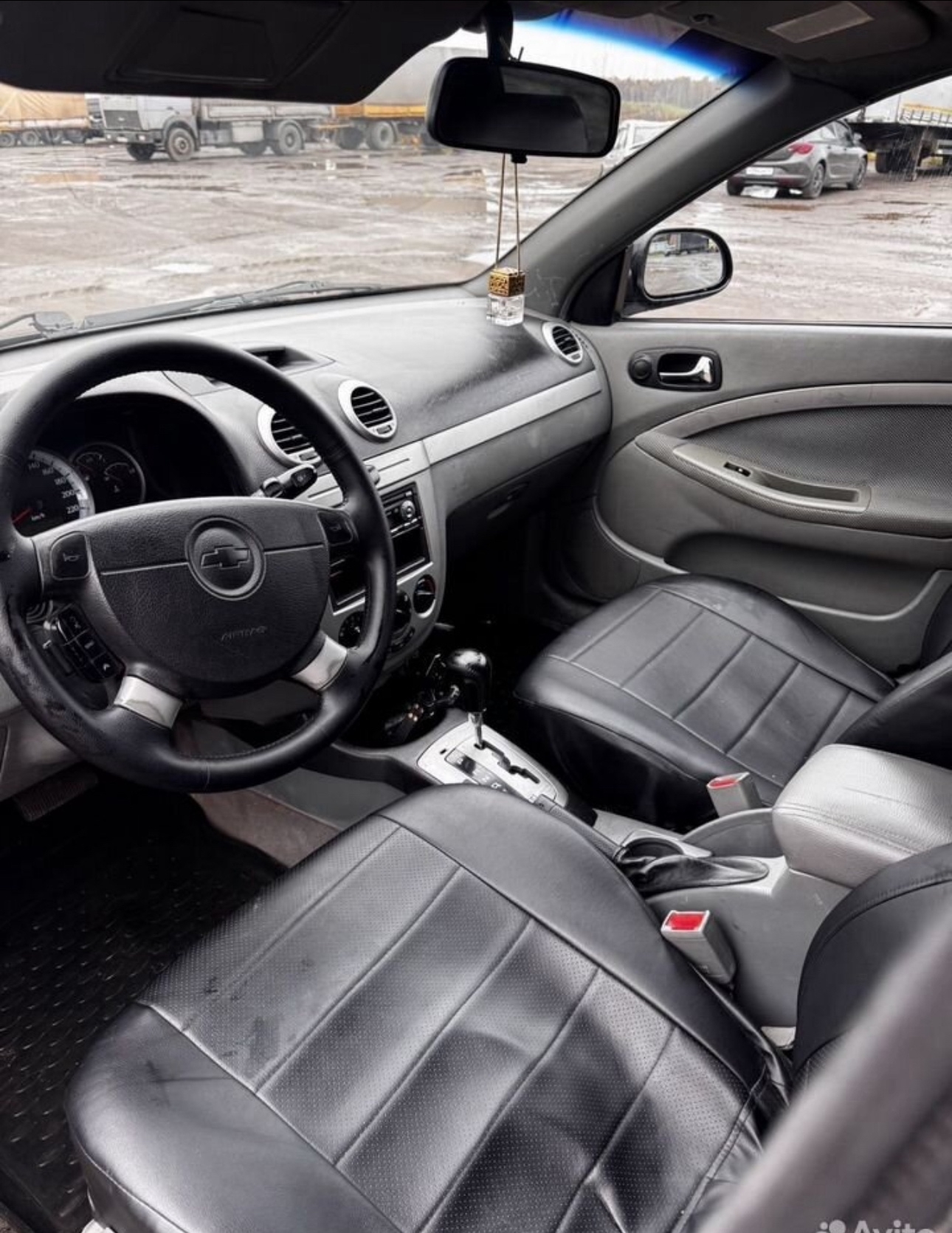 Chevrolet Lacetti 1.6 AT, 2011 (8)