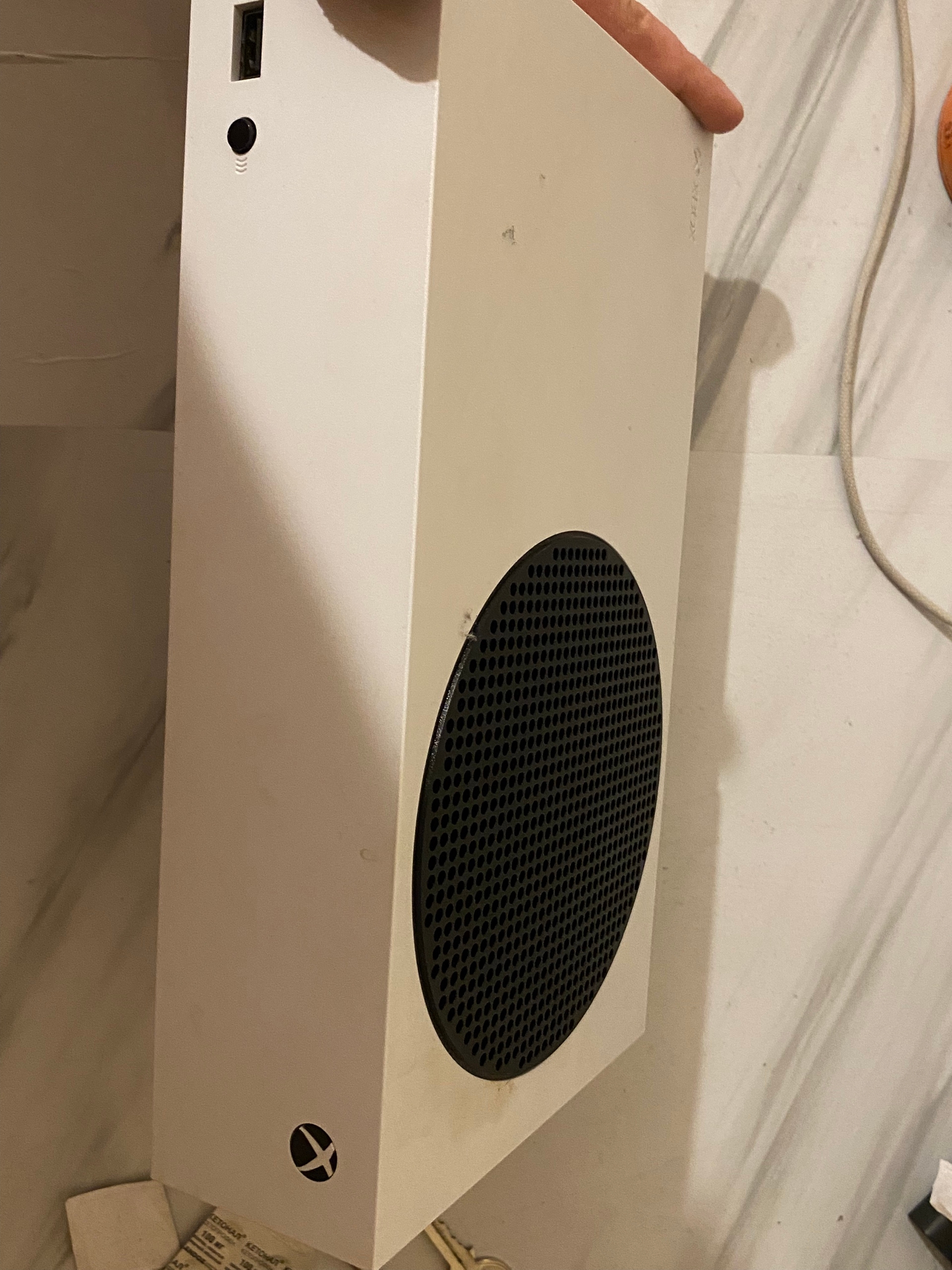 Продается Xbox Series S Отличное (4)