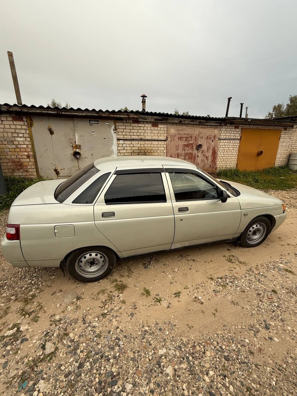 Продается автомобиль, 2004 год Владение (2)