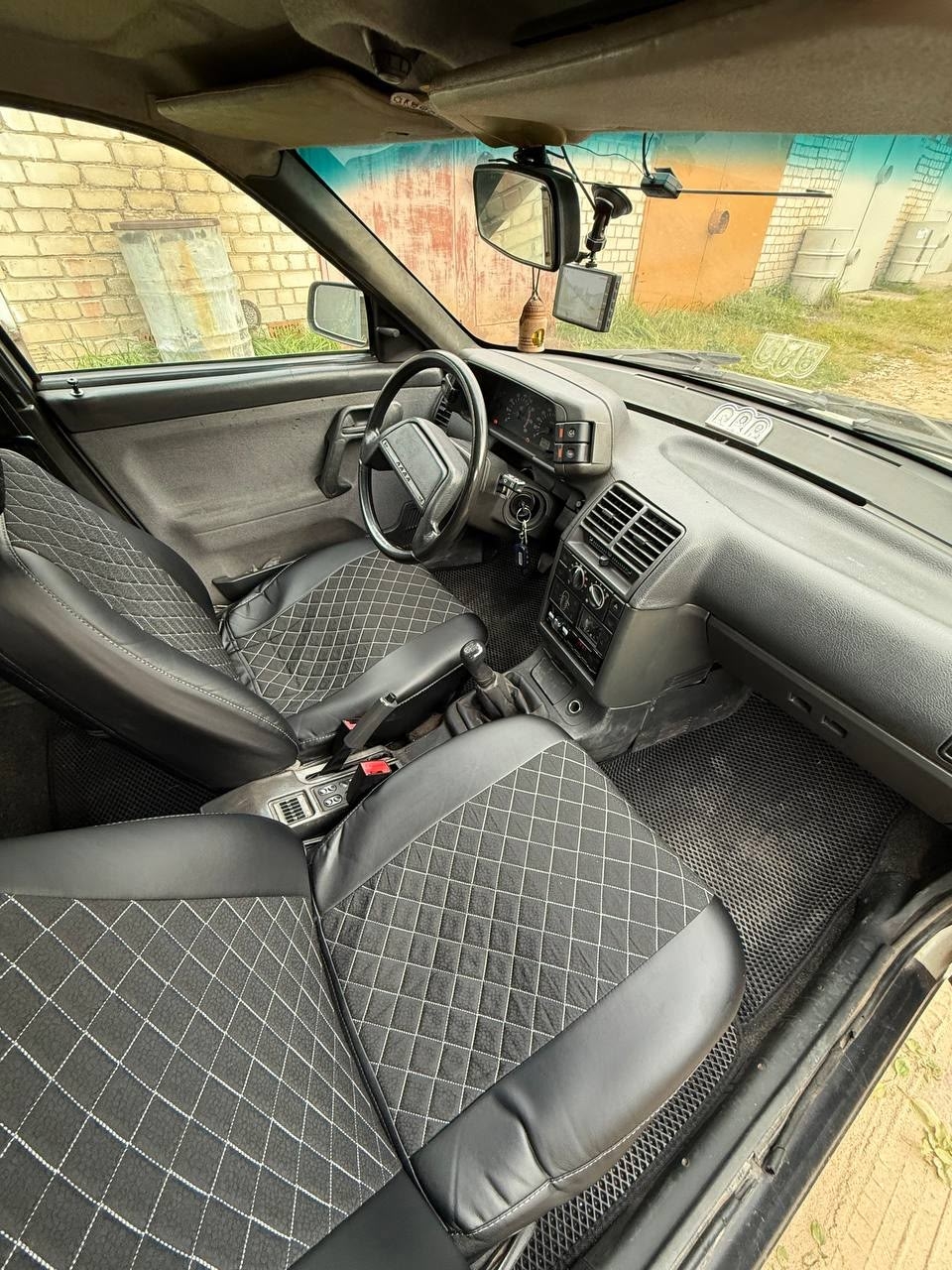 Продается автомобиль, 2004 год Владение (4)