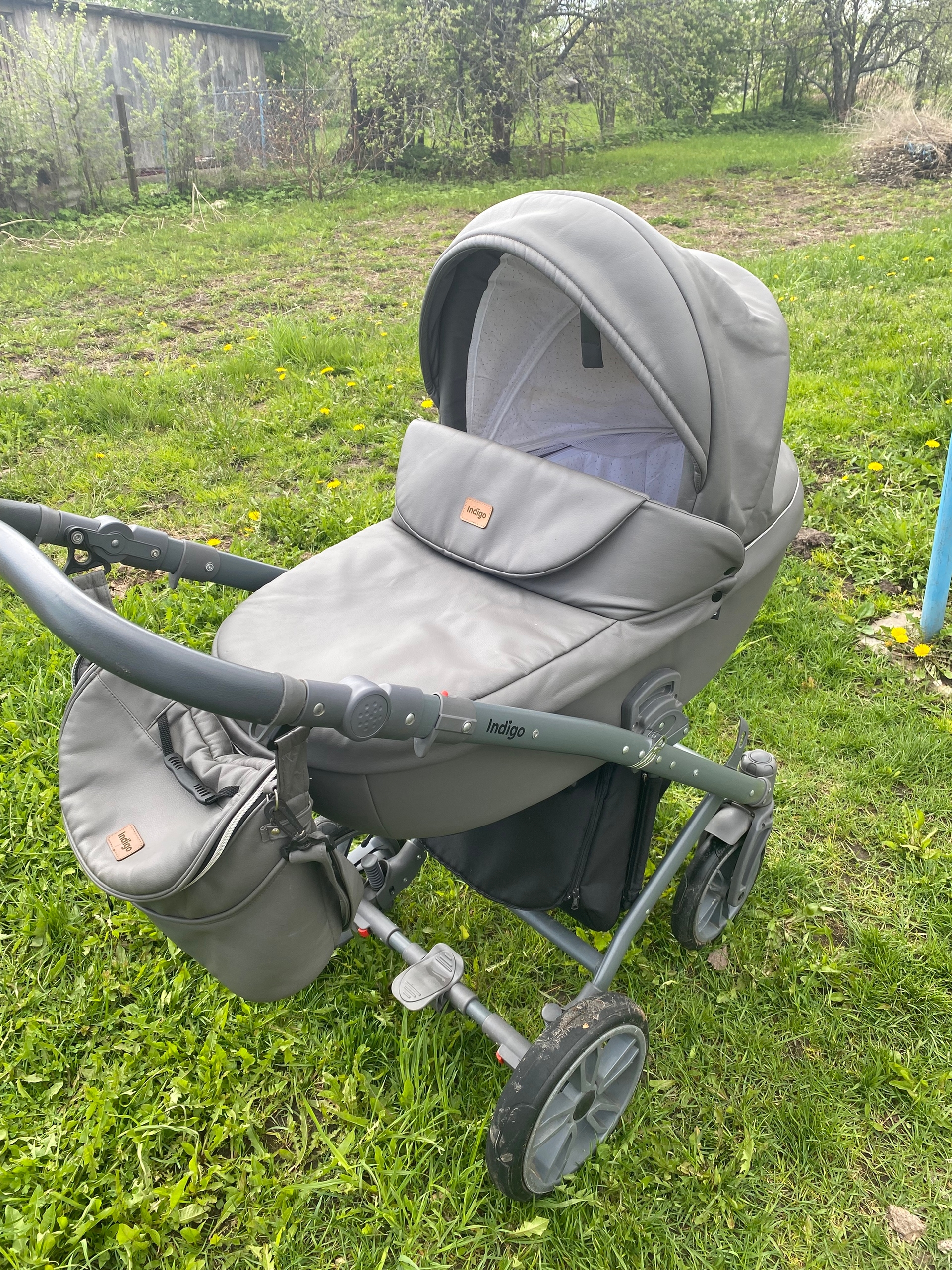 **Продается коляска Indigo 2 в