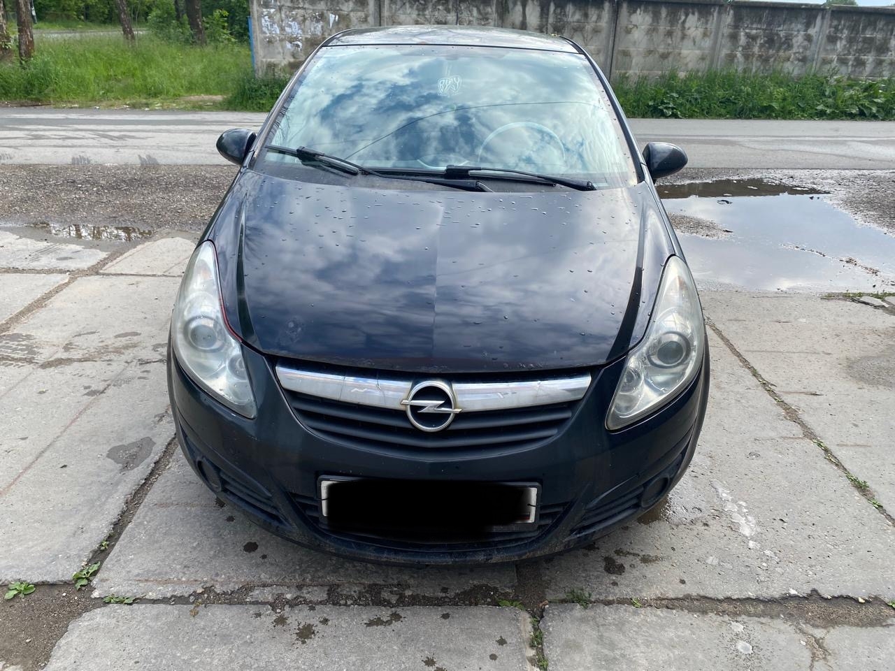 ### Продаётся автомобиль 2008 года (1)