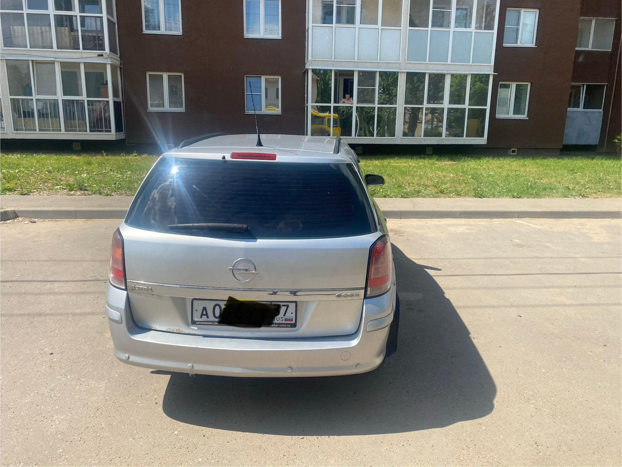 Продается Opel Astra 2008 года (9)
