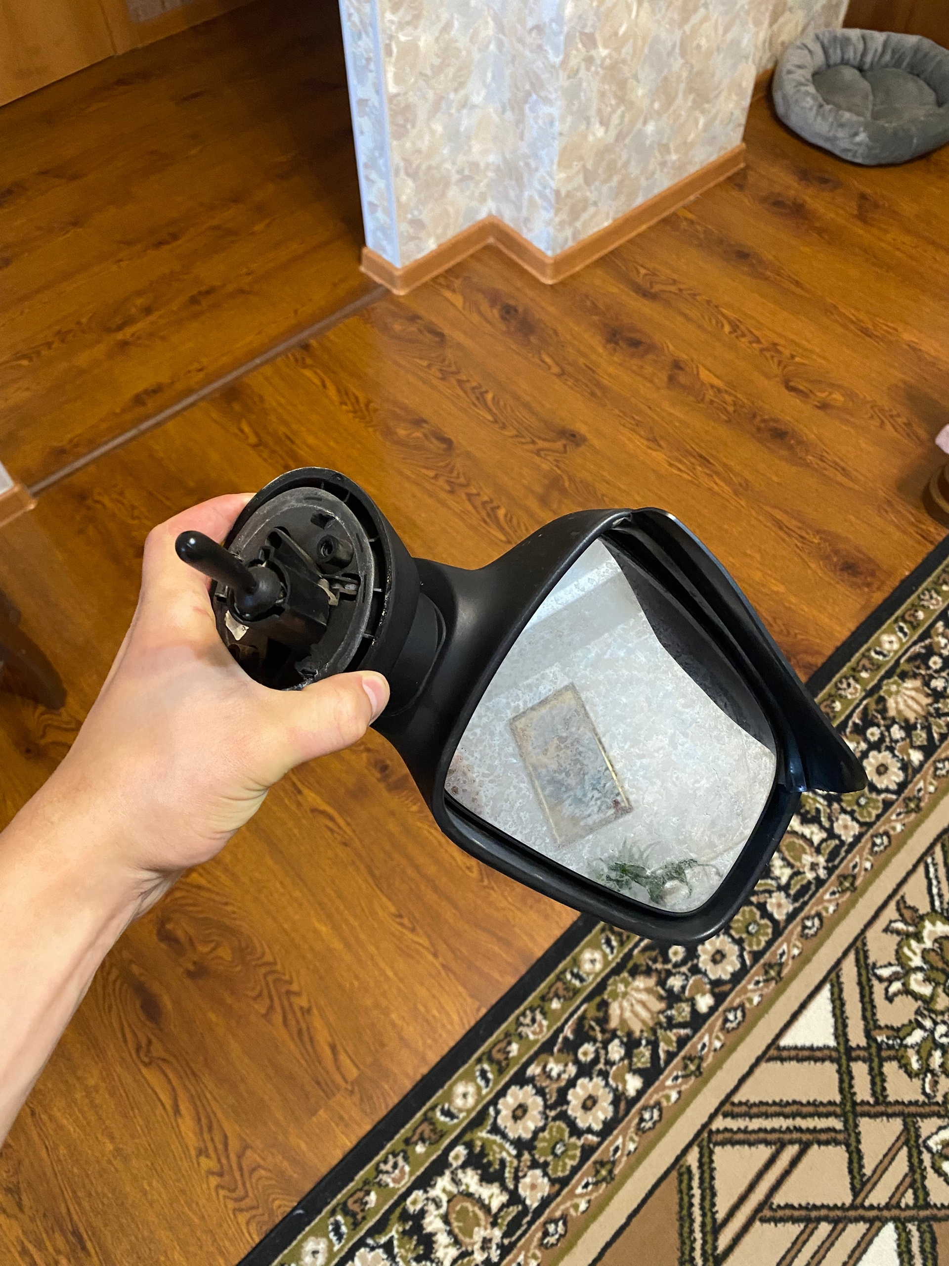 Продажа зеркал для Logan 1 (2)