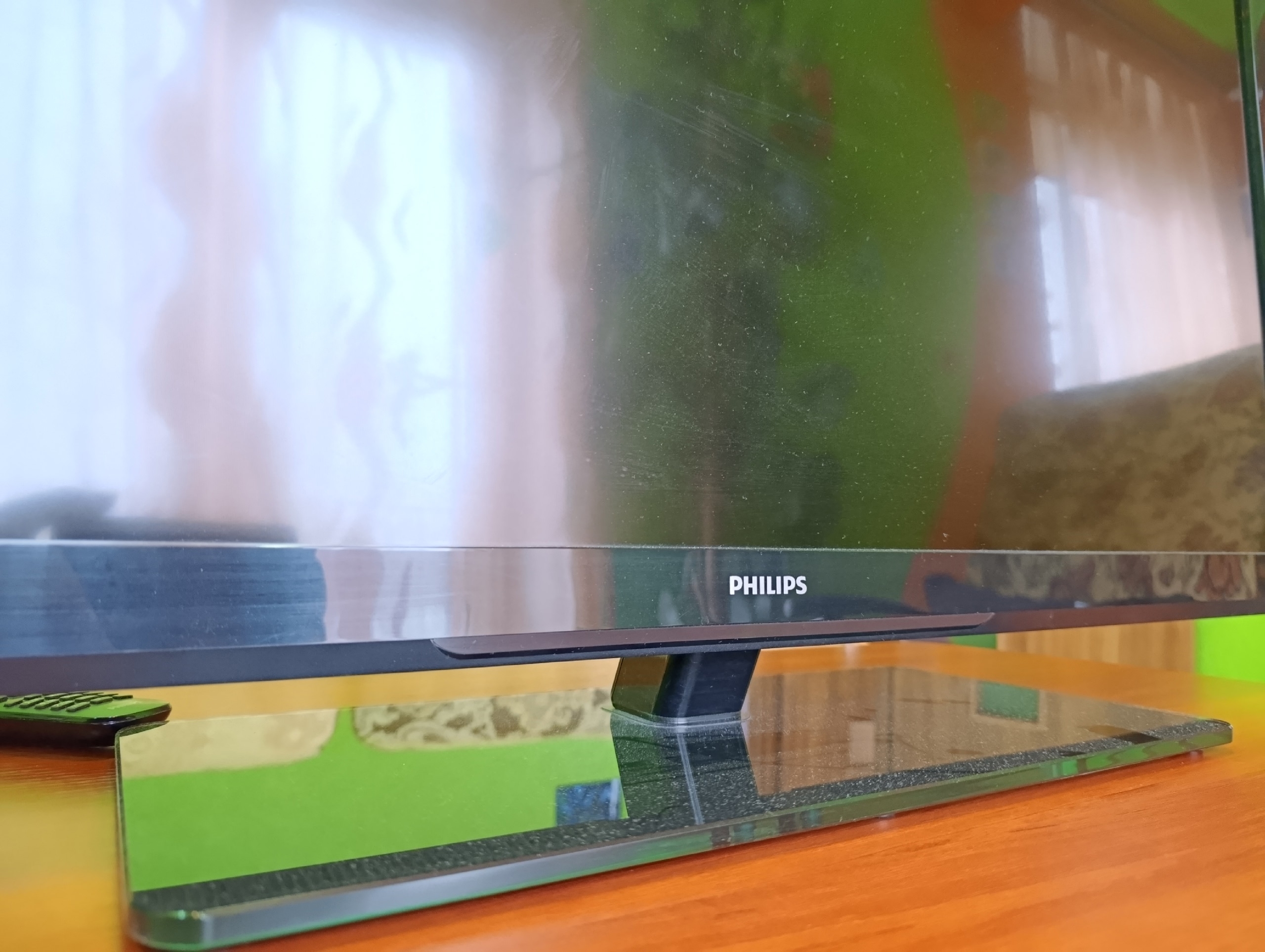 Продажа телевизора Phillips 43 дюйма (1)