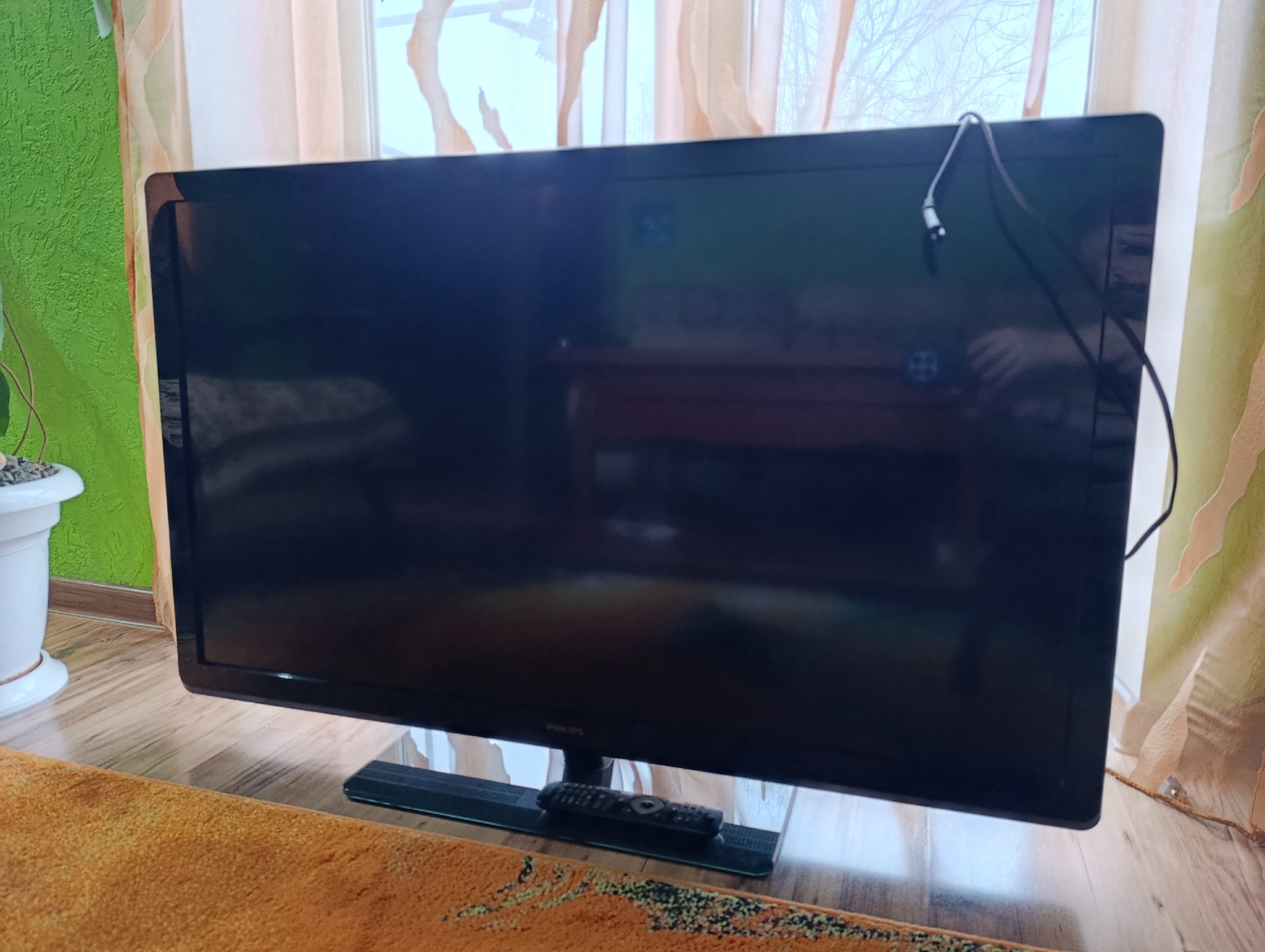 Продажа телевизора Phillips 43 дюйма