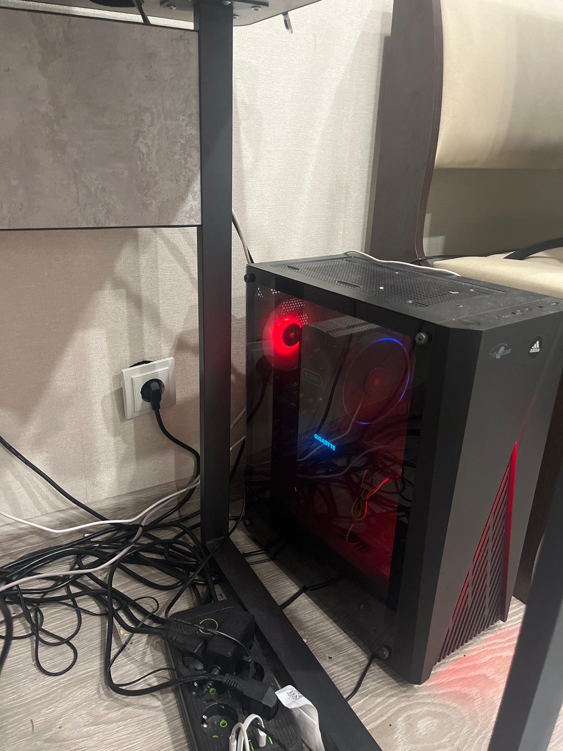Игровой ПК с монитором, продам (2)