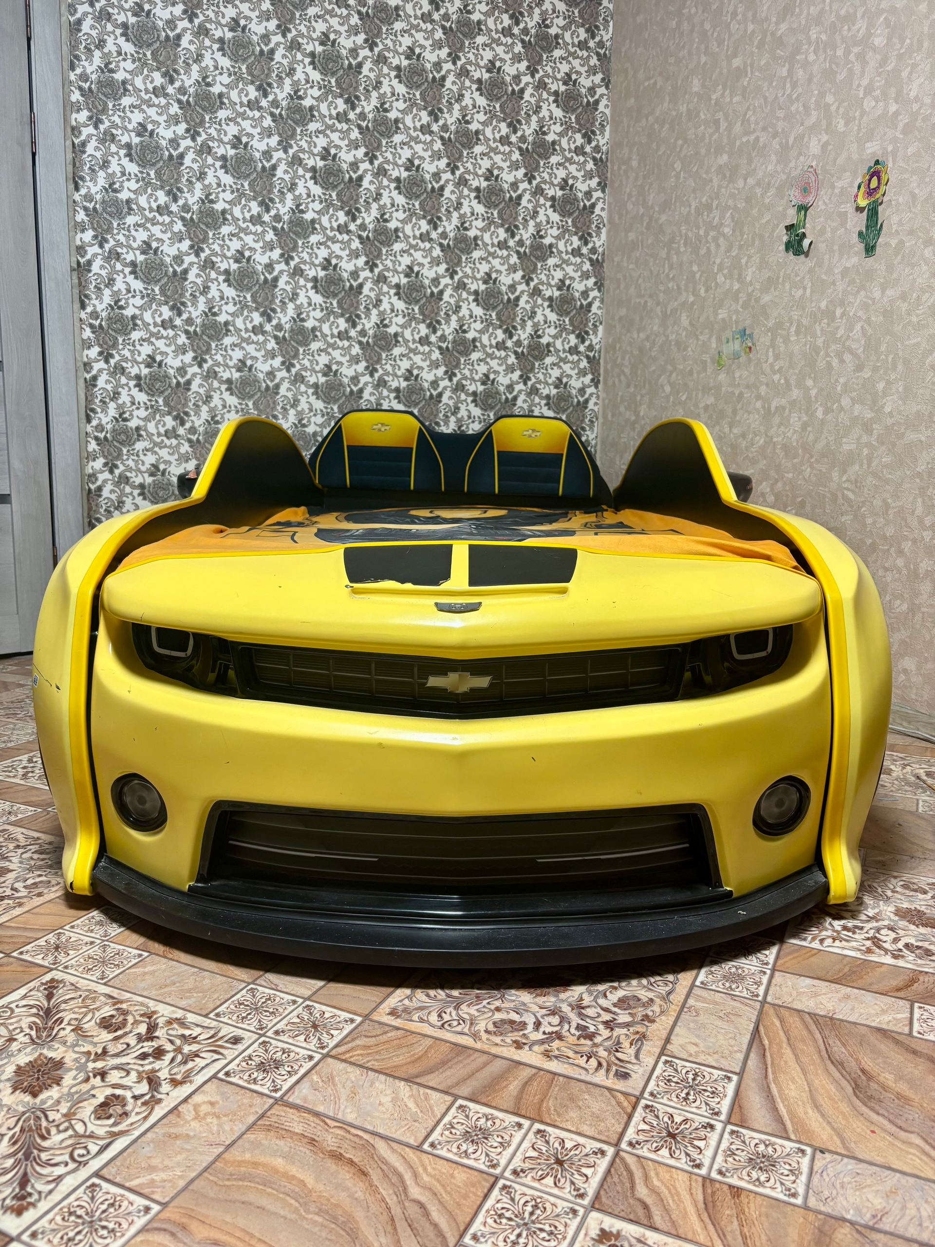 Детская кровать-машина со светодиодами Продам (7)