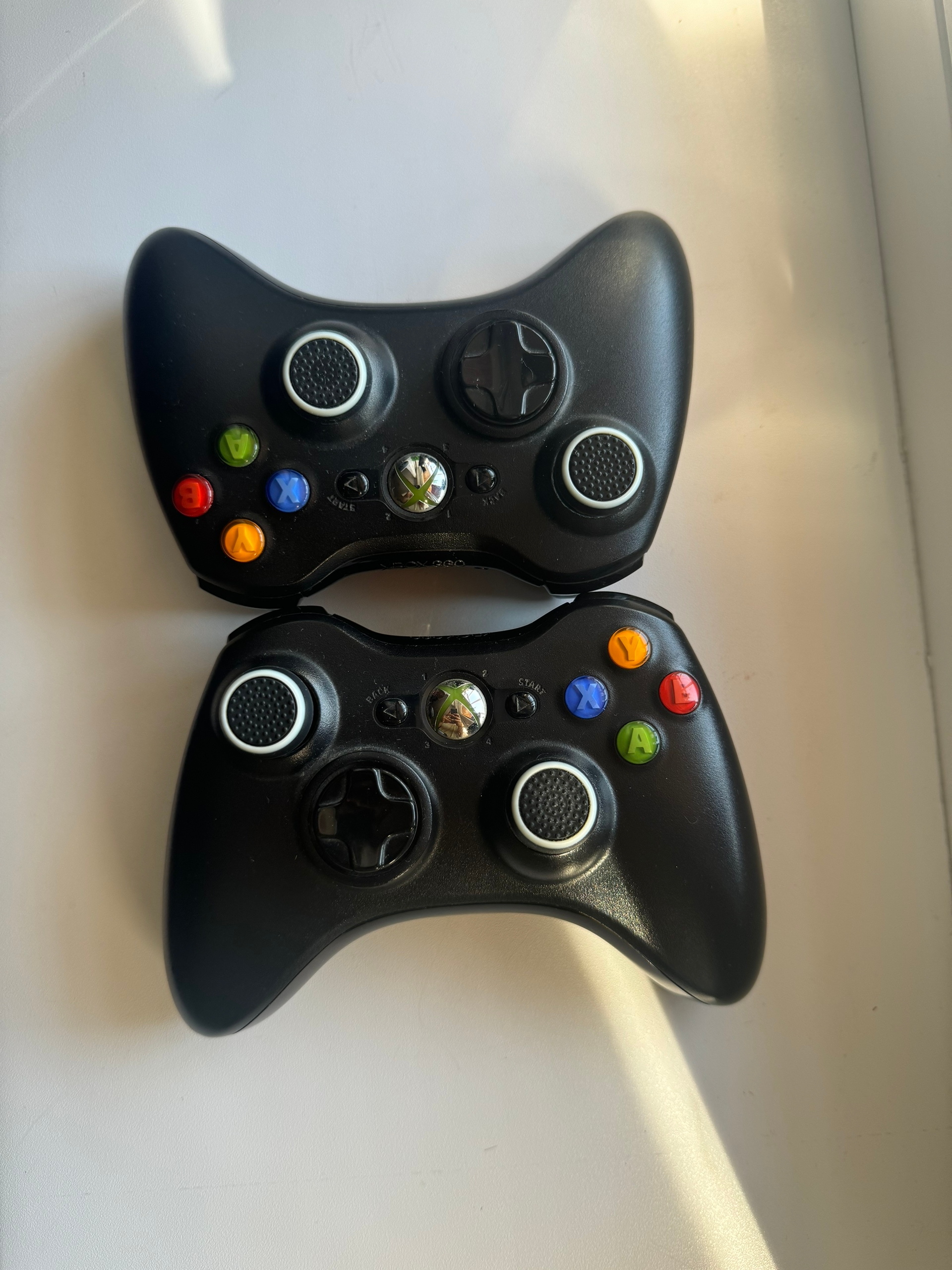 Продается ретро-консоль с играми Предлагаю (1)