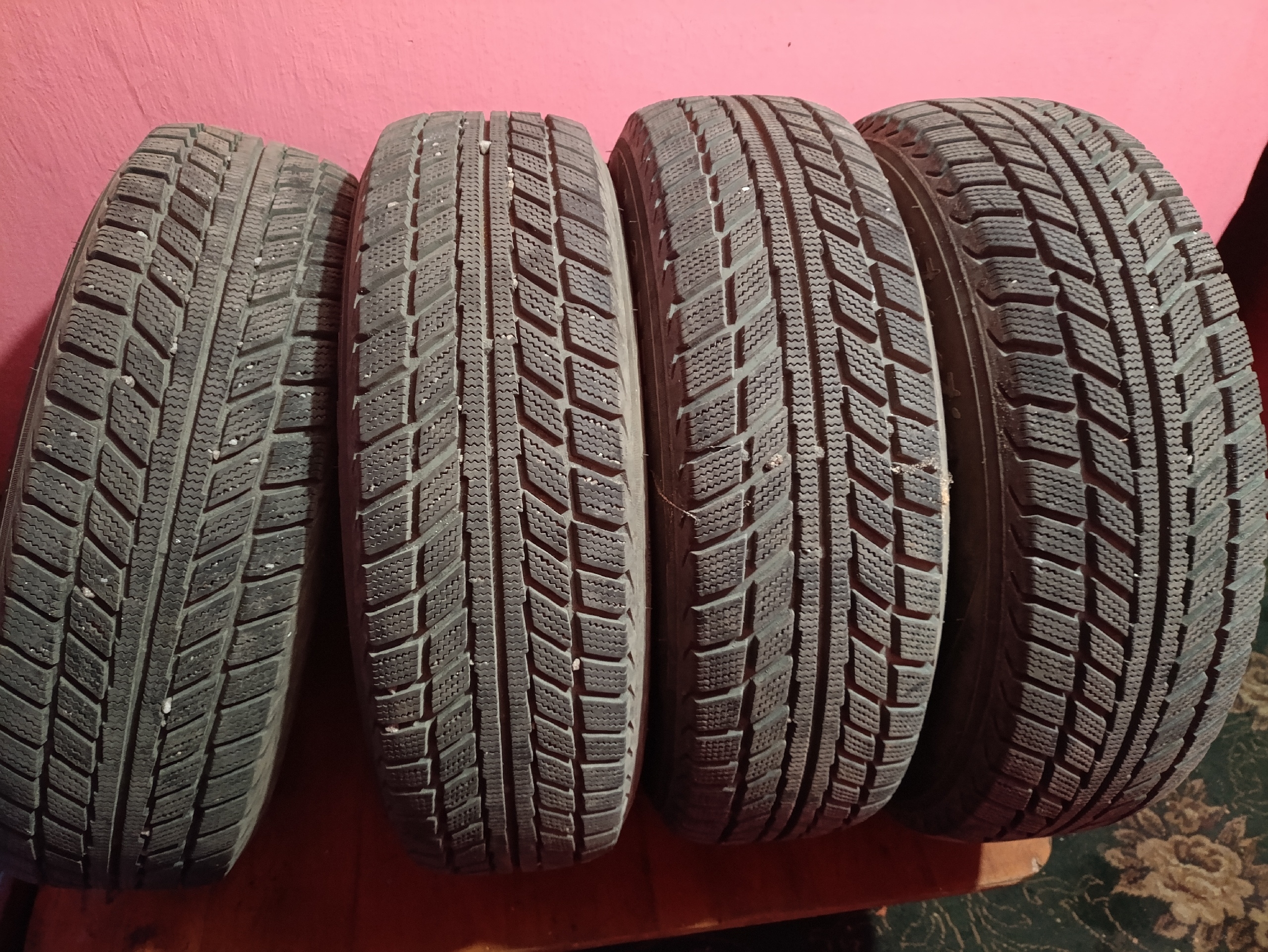 Продается подержанная резина в отличном (1)