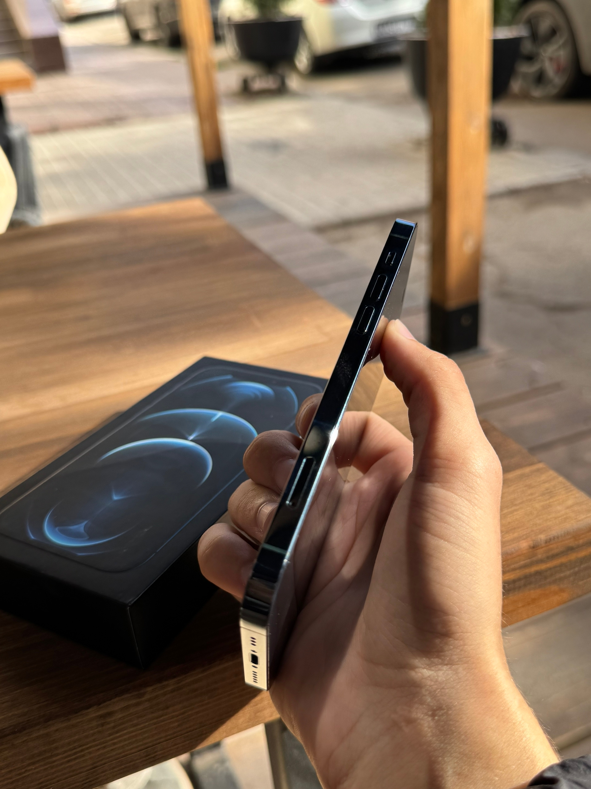 Б/у iPhone 12 Pro в (3)