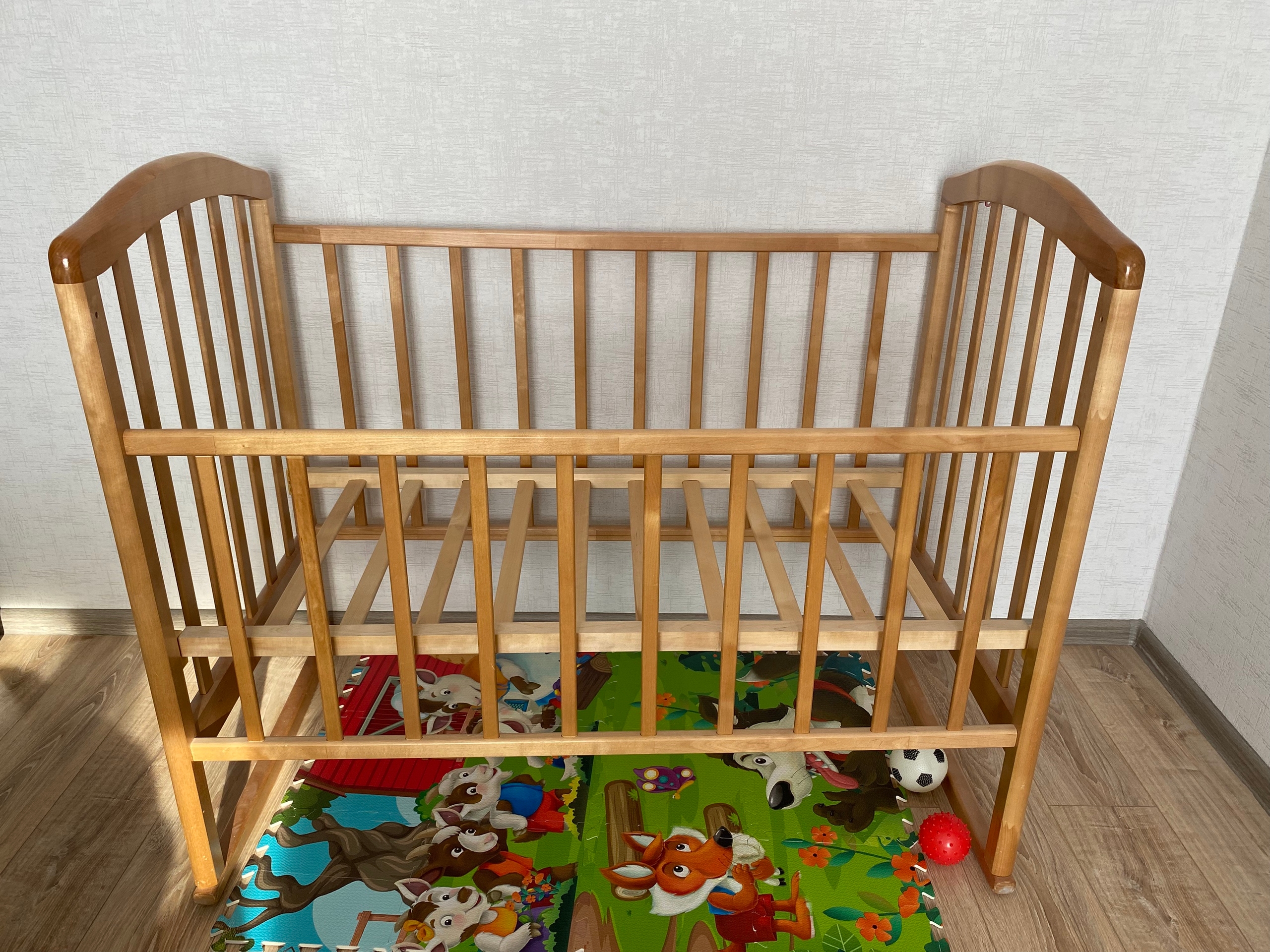 **Кроватка с матрасом в отличном