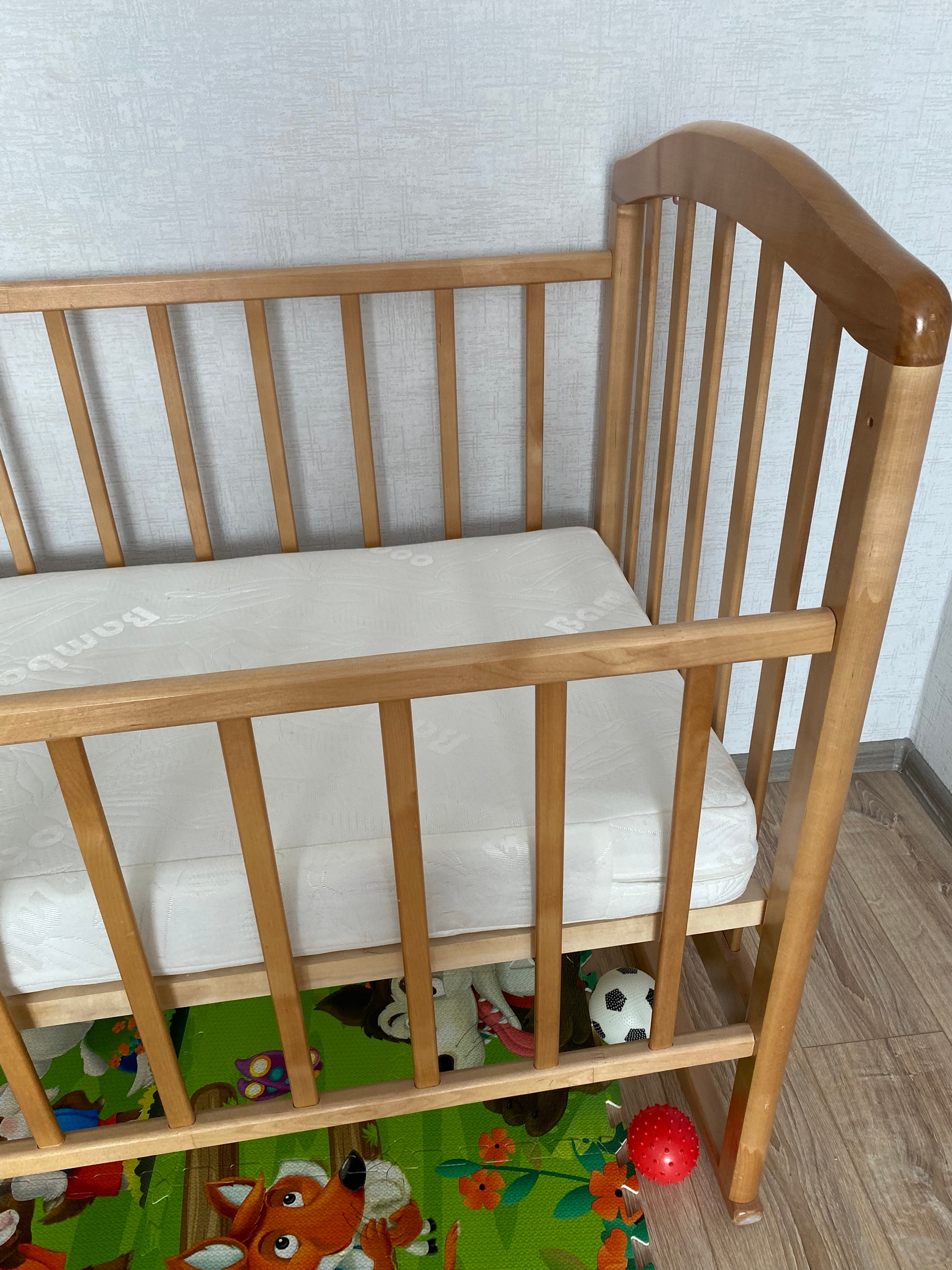 **Кроватка с матрасом в отличном (5)