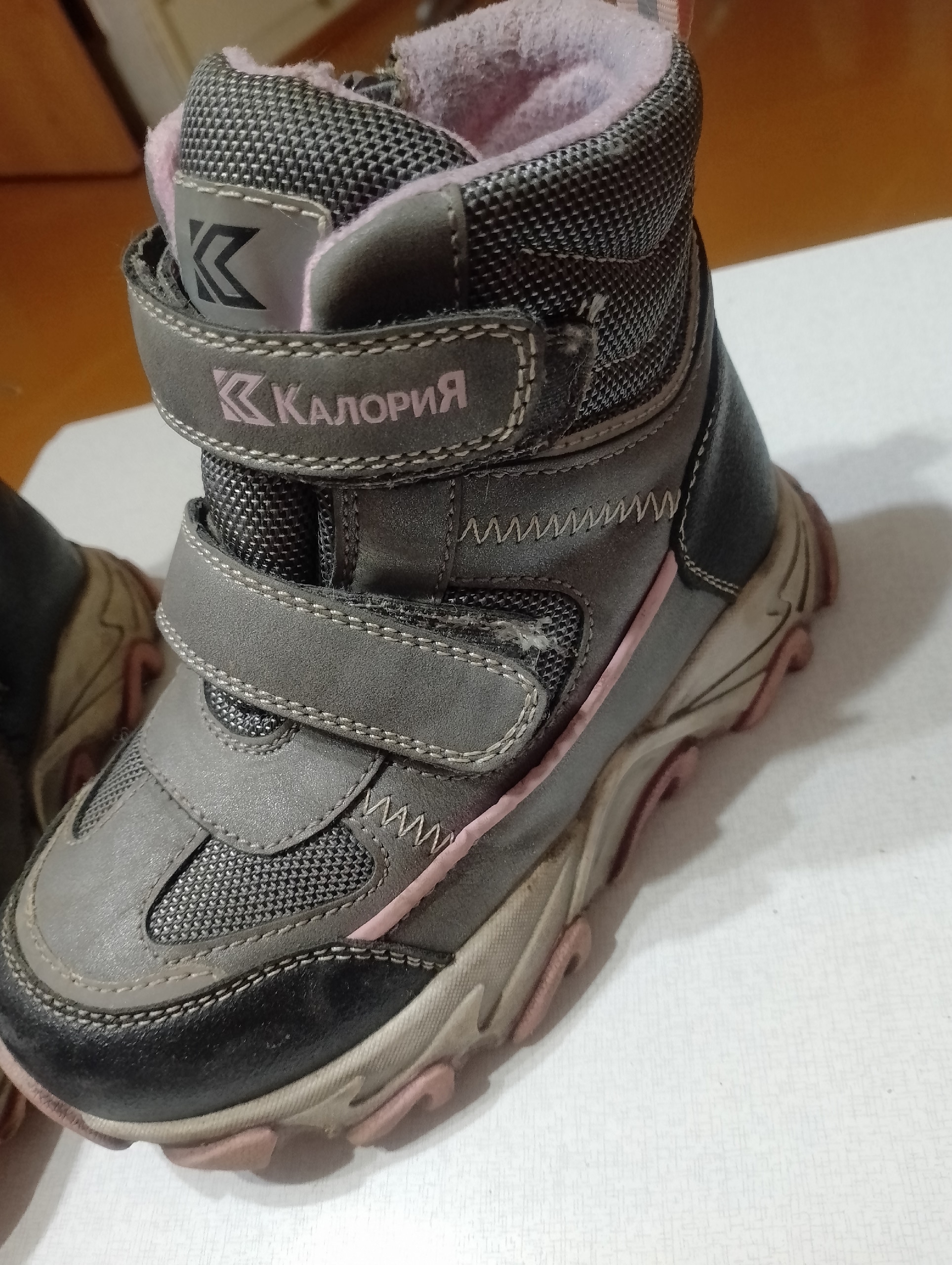 Зимние сапожки для девочки Продаются (1)