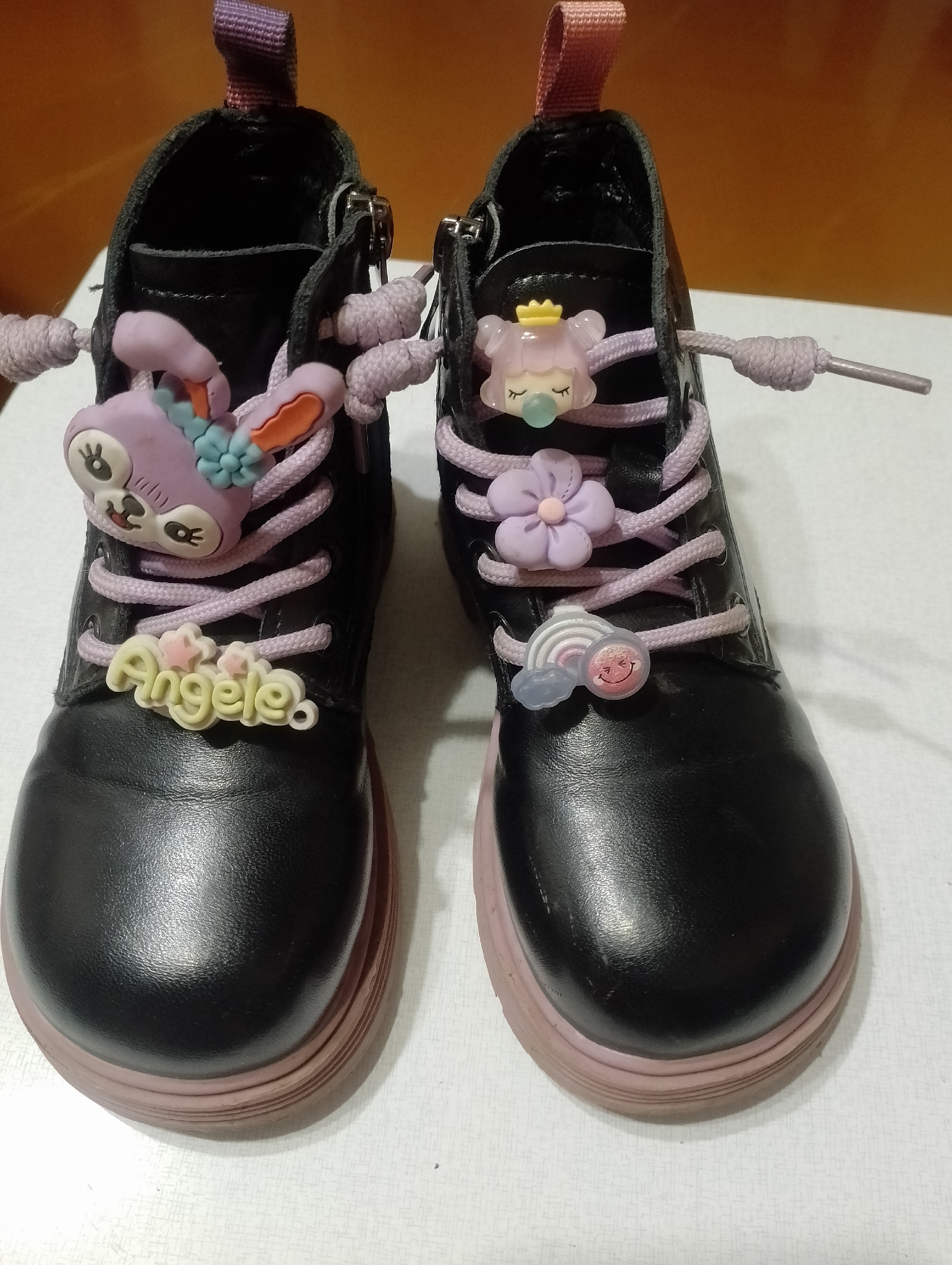 Удобные демисезонные ботинки для девочки (1)