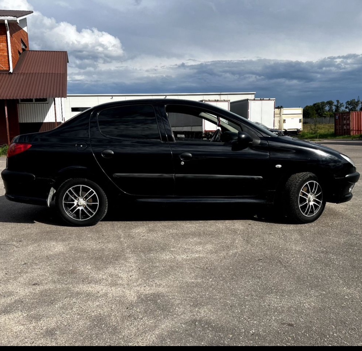 Продается Peugeot 206, 2008 года (5)