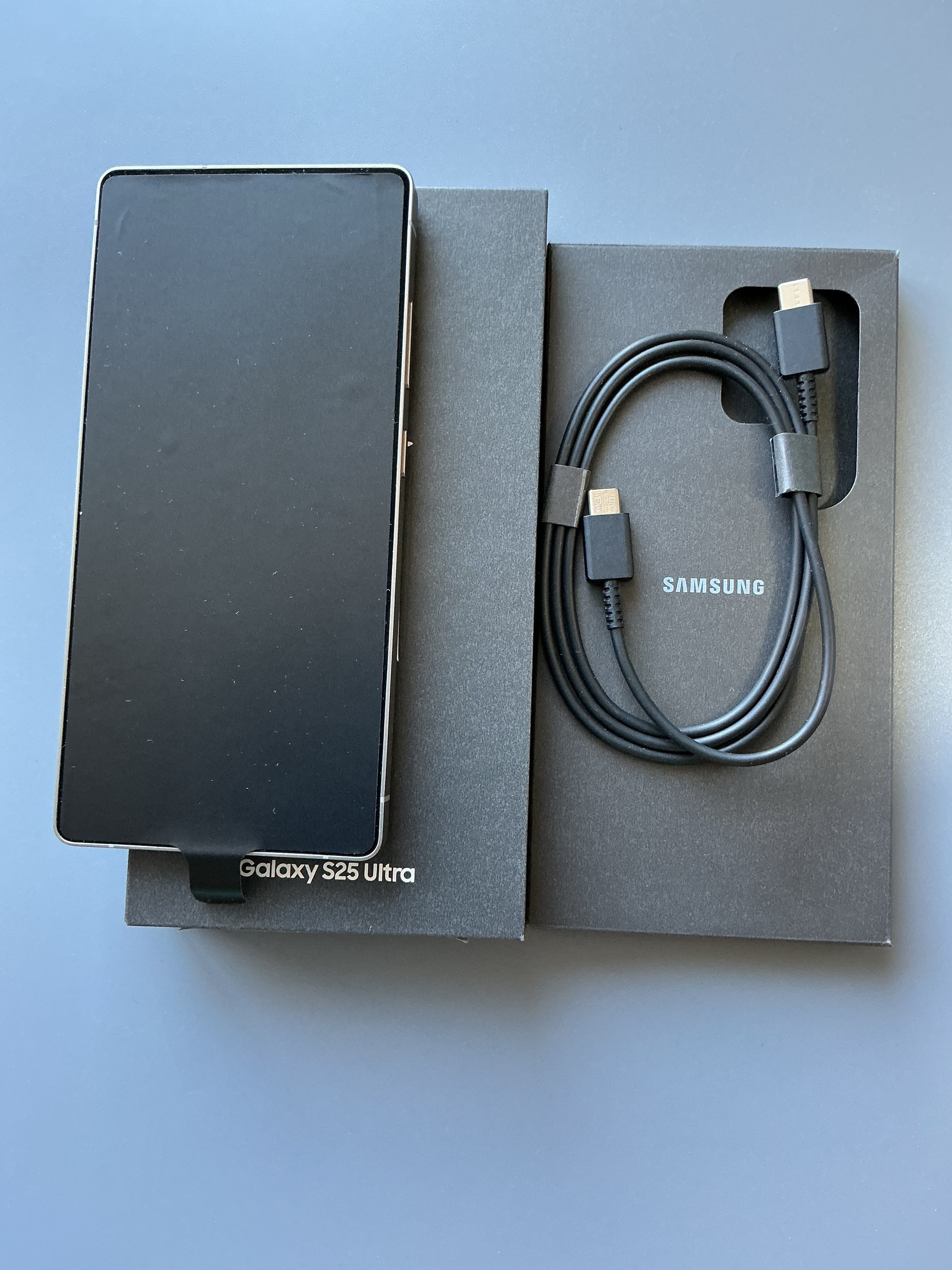 Продажа телефона Samsung S25 Ultra (4)