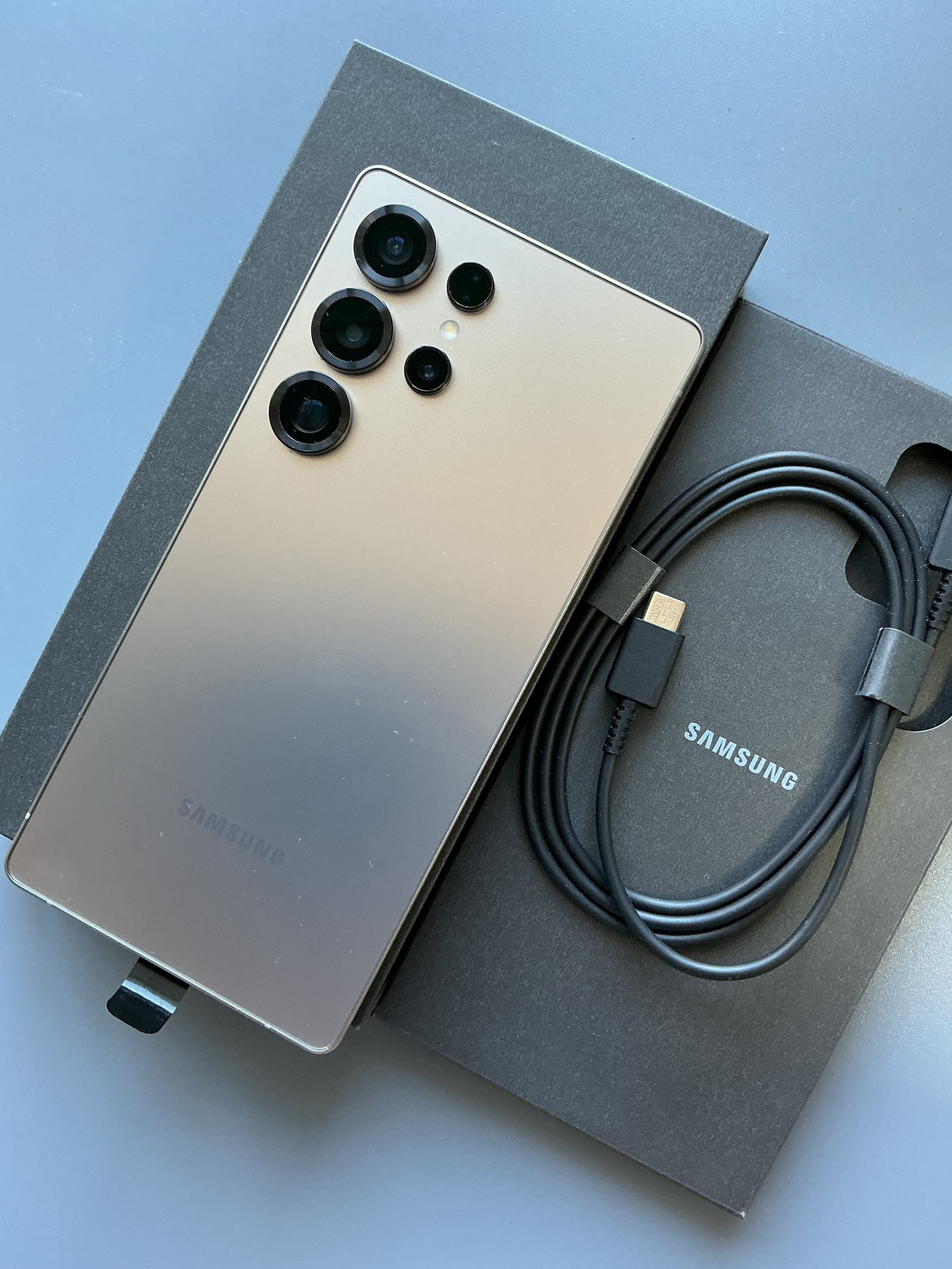 Samsung S25 Ultra 12/256, Донецк (2)