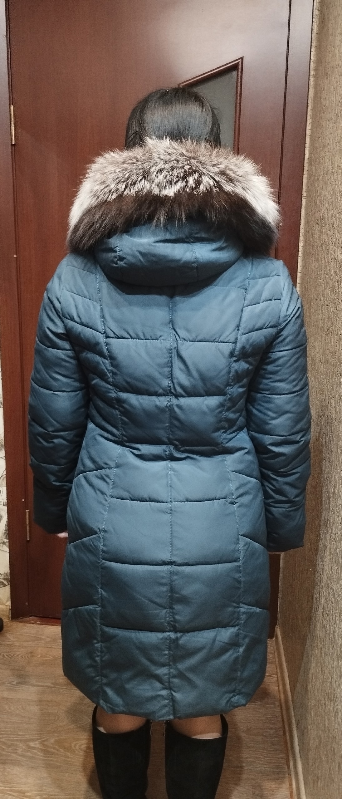 Продажа весенней курточки-ветровки Продается женская (5)