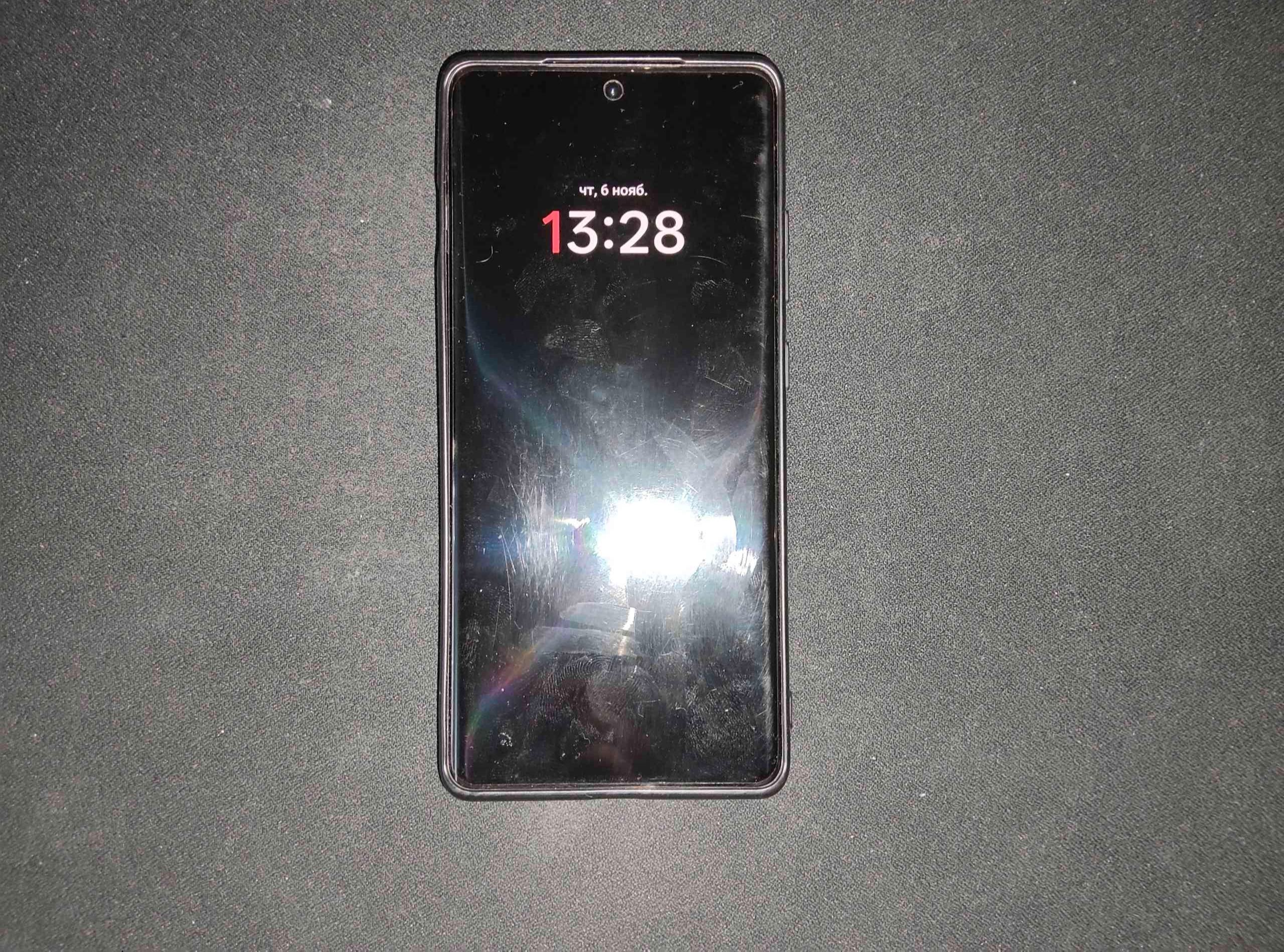 Продам OnePlus 12R с кожаным (3)