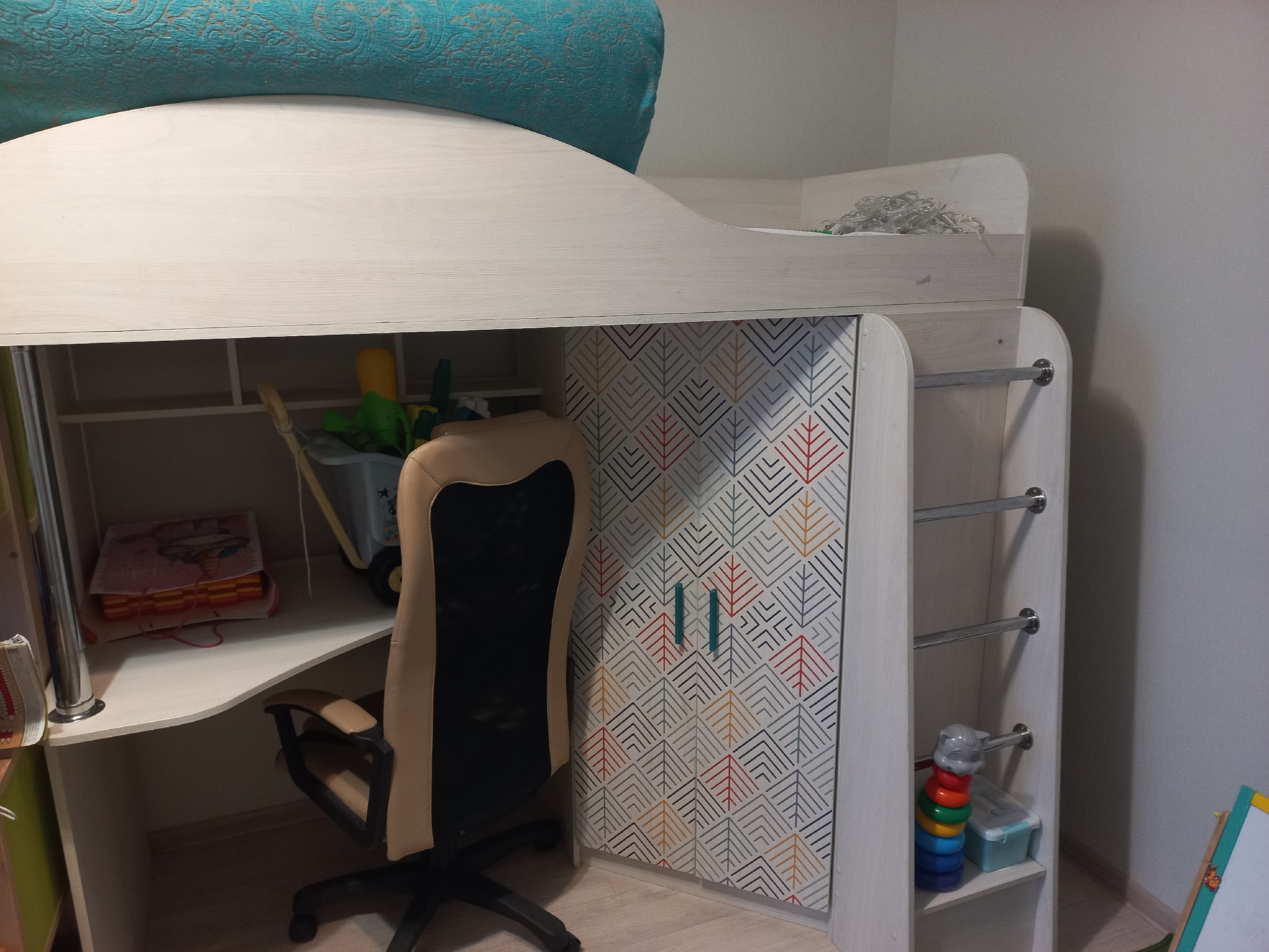 Продается детская кровать-чердак В отличном (2)