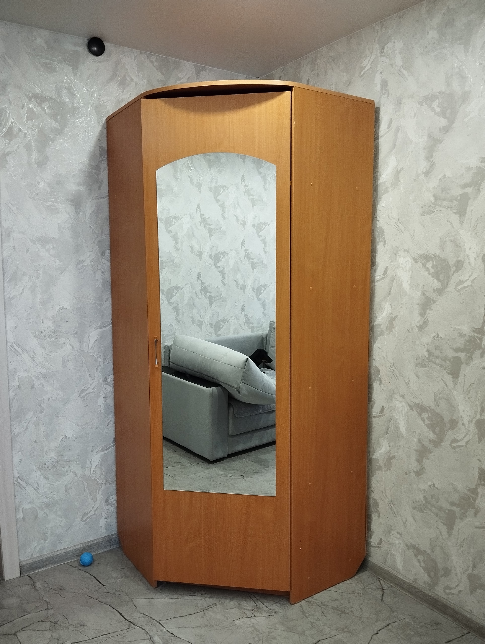 Продажа стенки и шкафа Предлагаю (1)