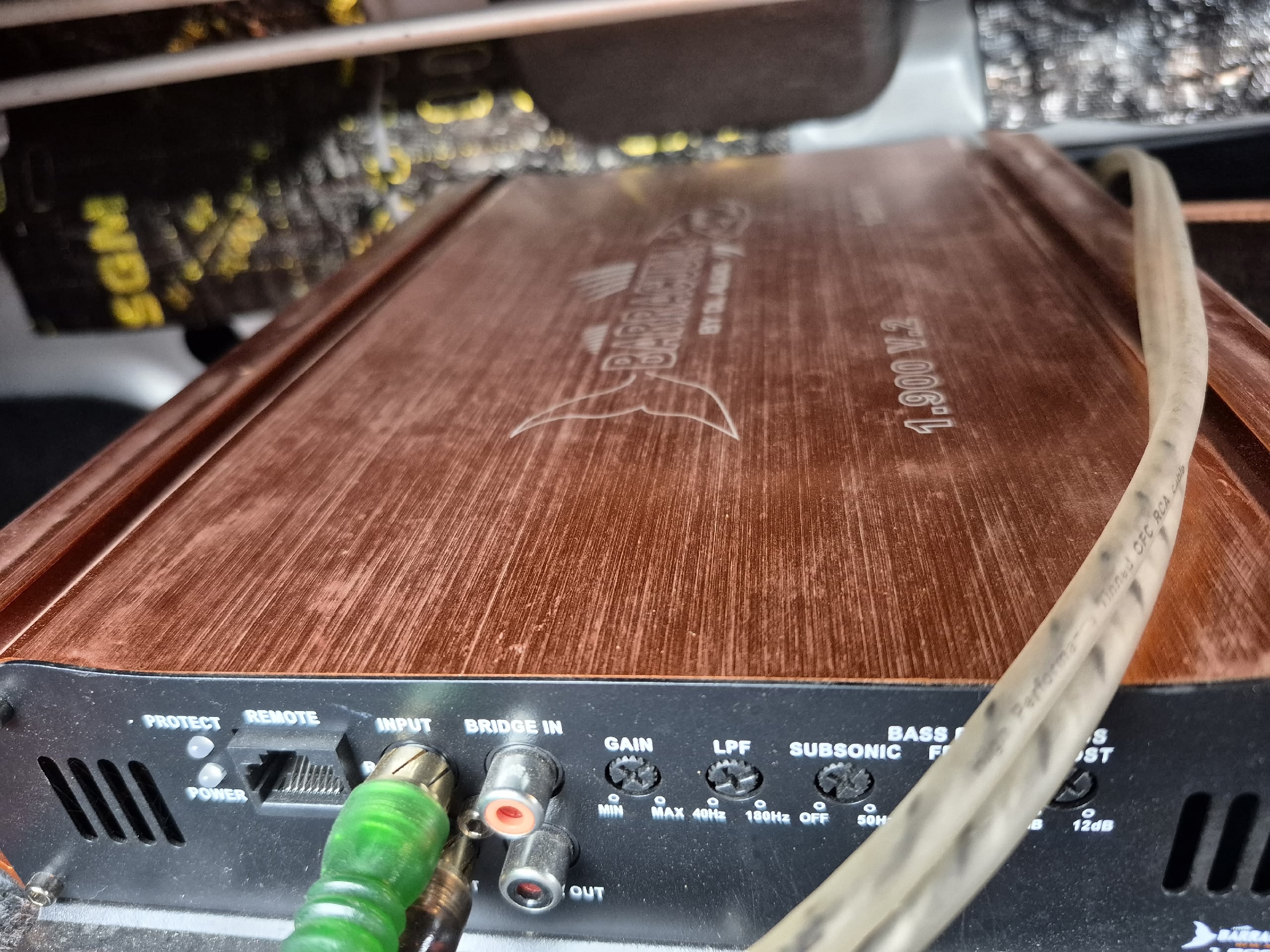 Сабвуфер 15 дюймов с коробом (1)