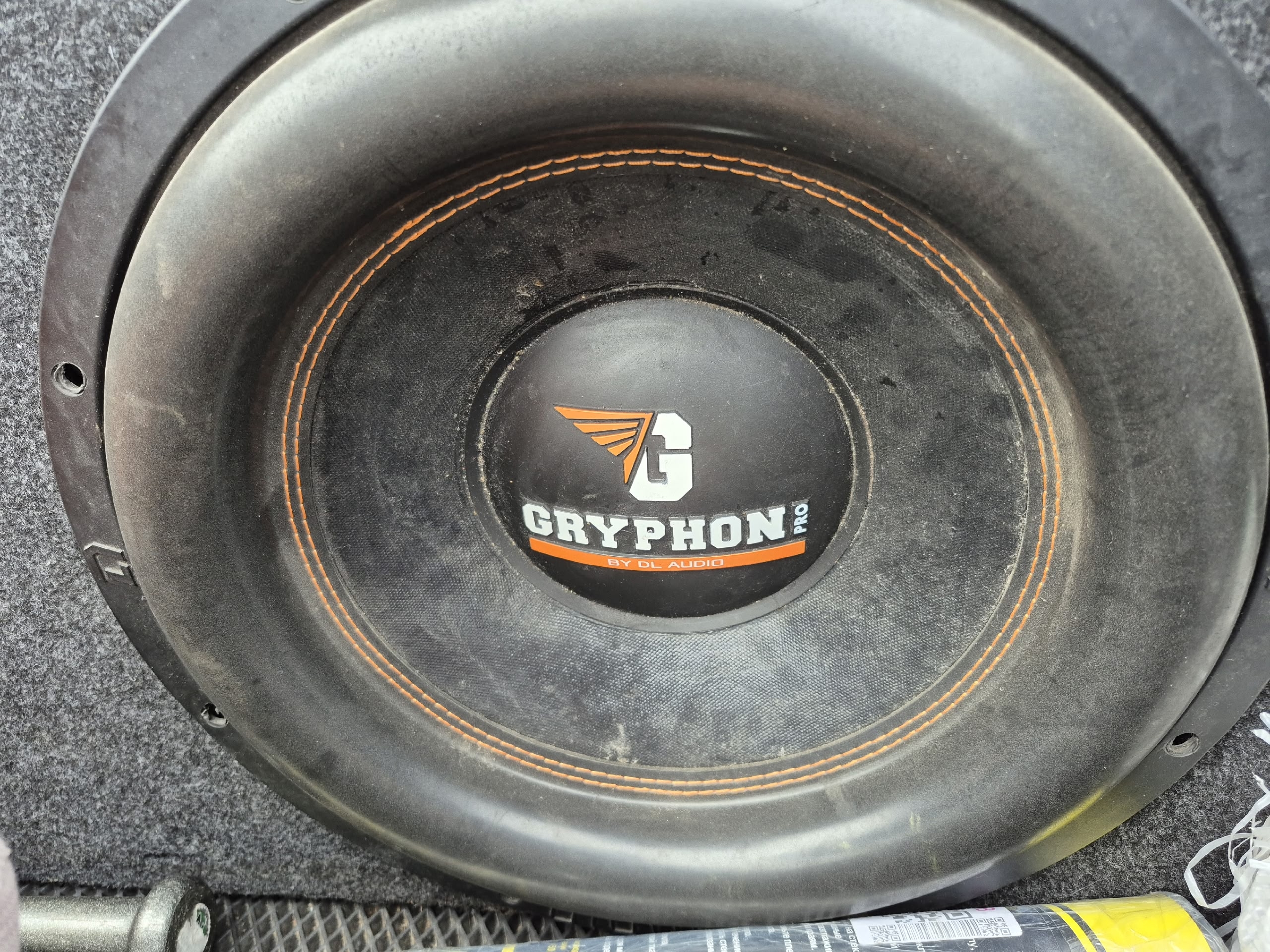 Сабвуфер 15 дюймов с коробом