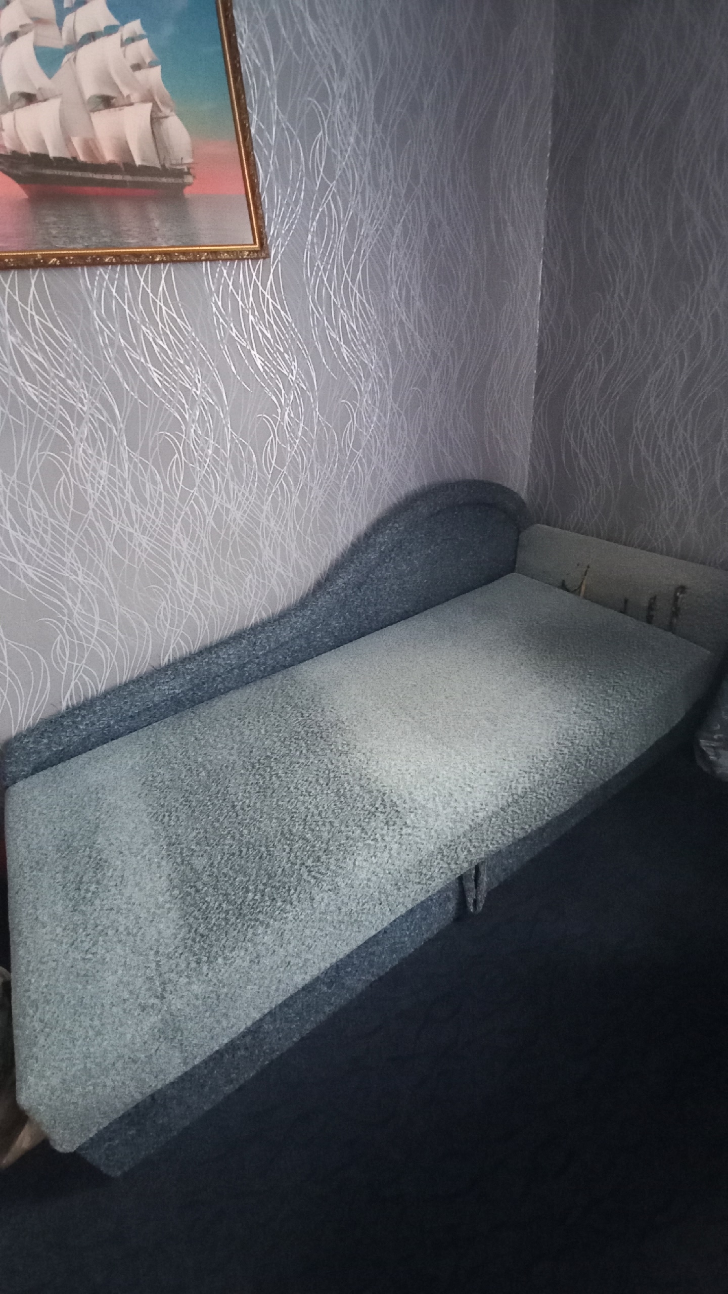 Продаётся диван-кровать с ящиком В