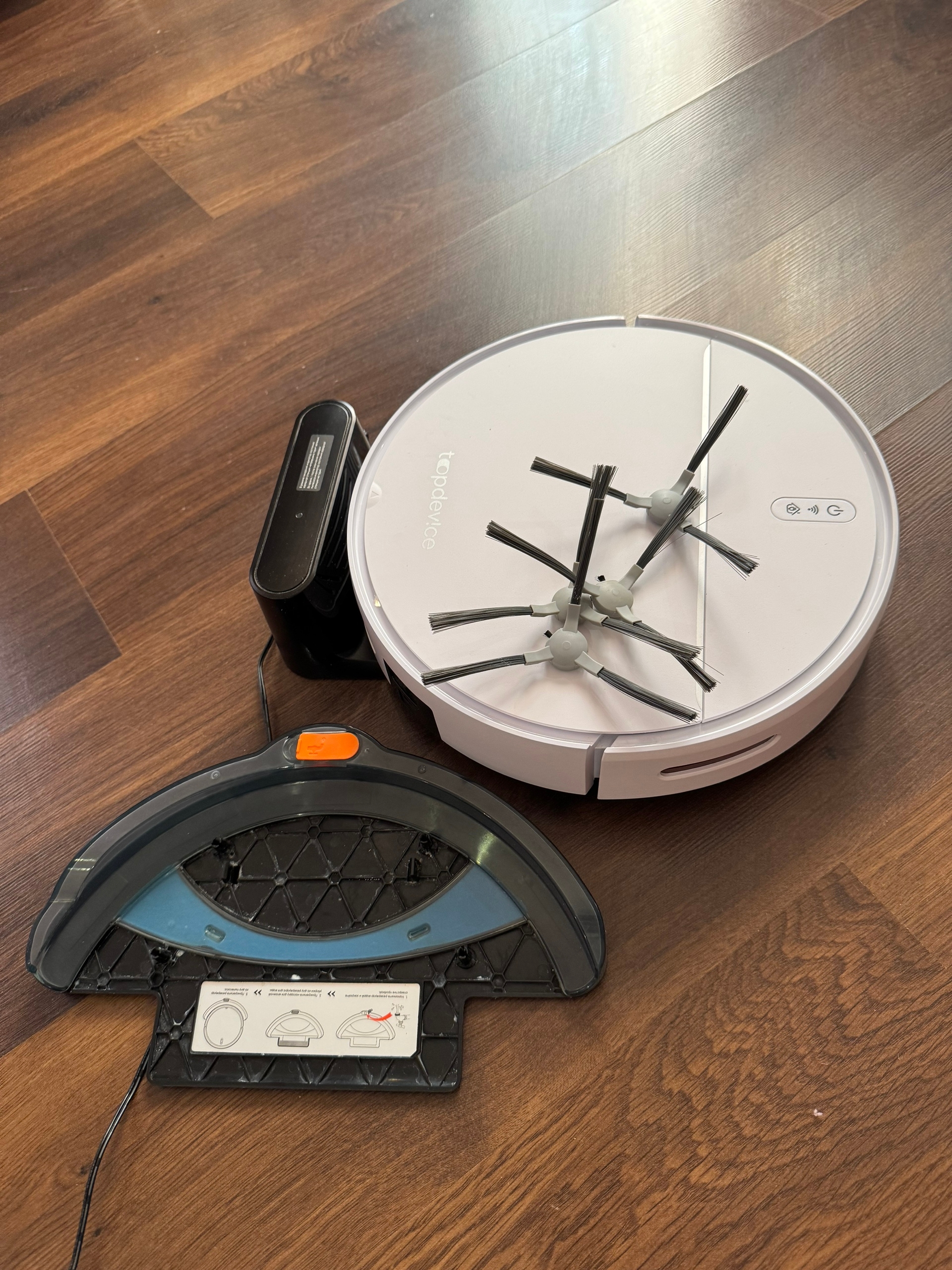 Робот-пылесос с сухой и влажной (2)