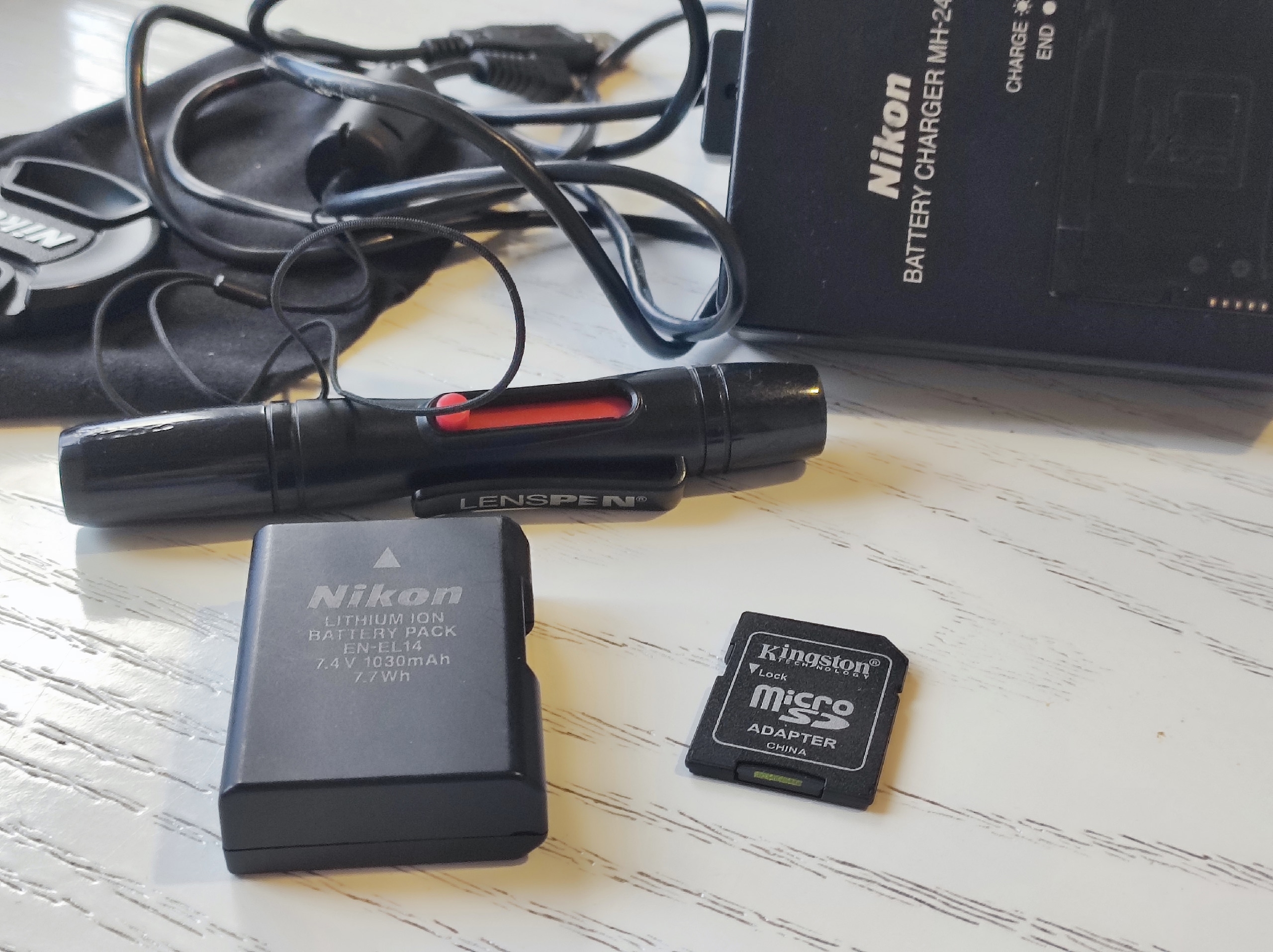 Продам зеркалку Nikon D5100 Продается (2)