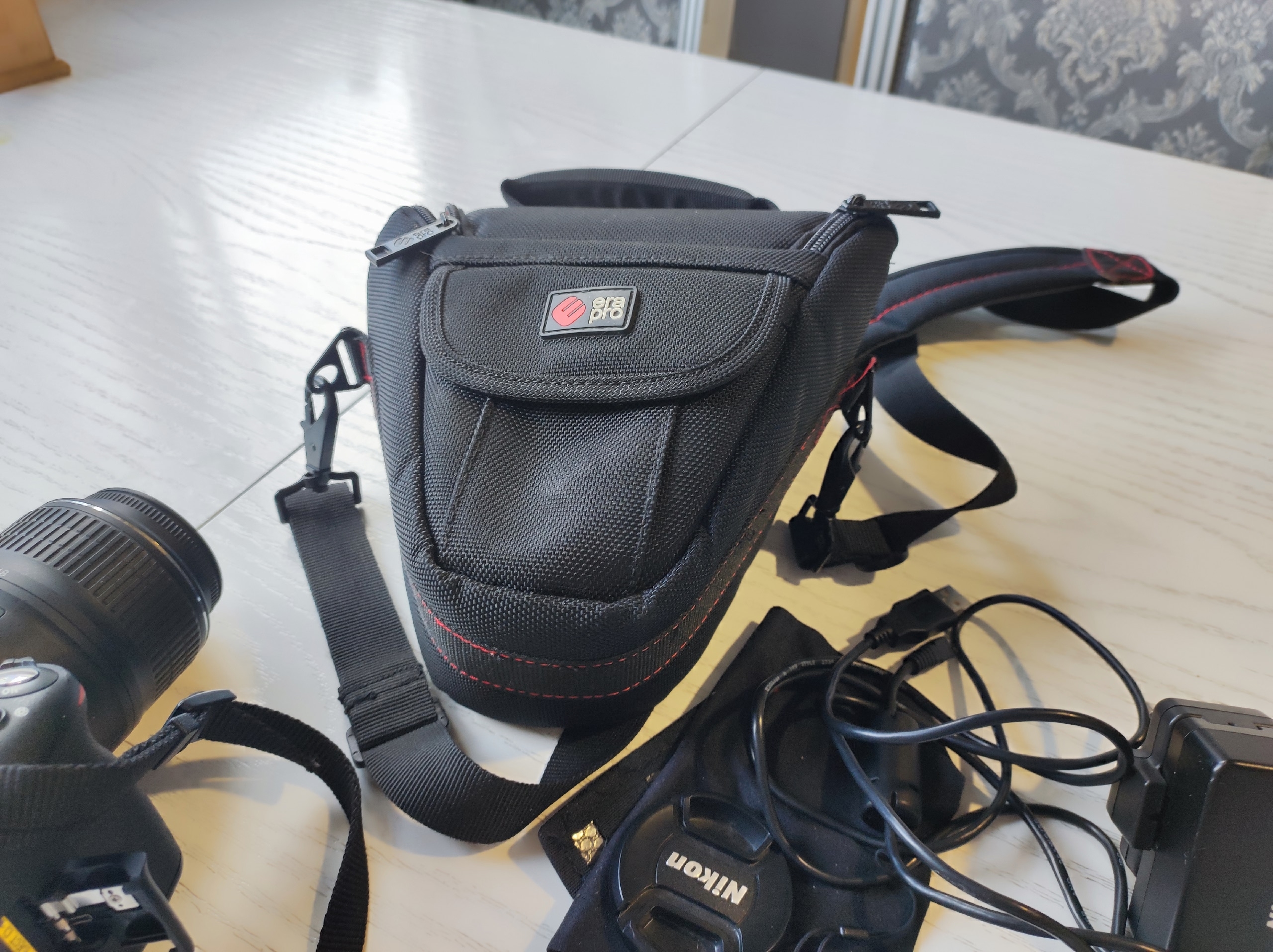 Продам зеркалку Nikon D5100 Продается (1)