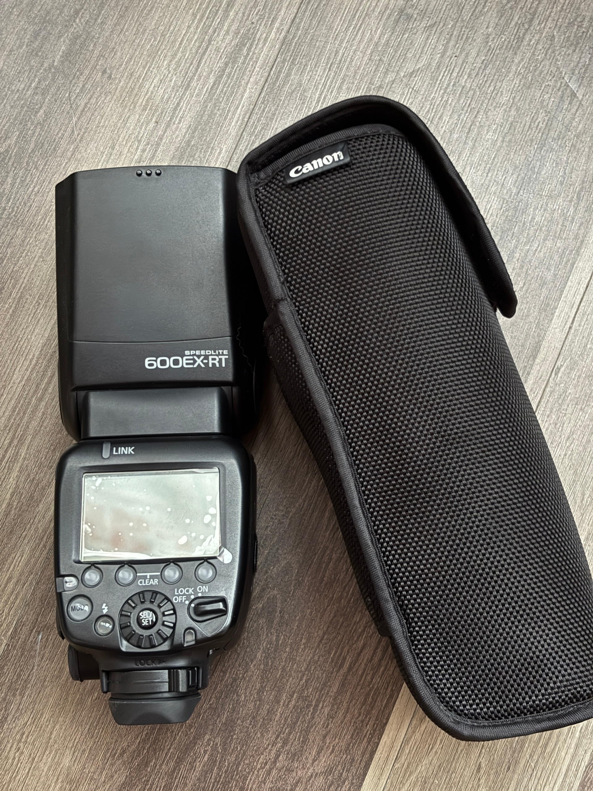 Продам вспышку Canon в идеале