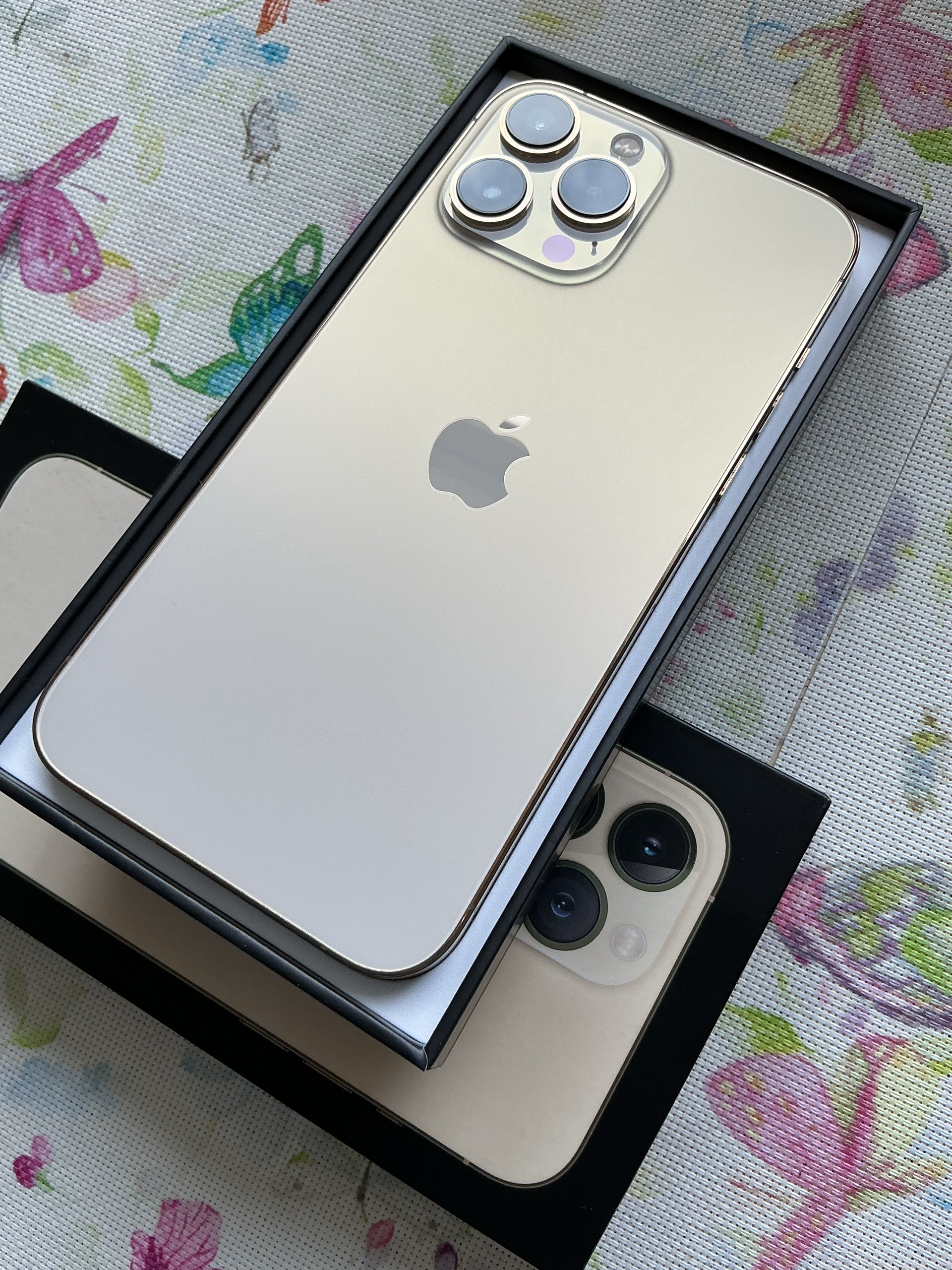 Продается iPhone 13 Pro Max (3)