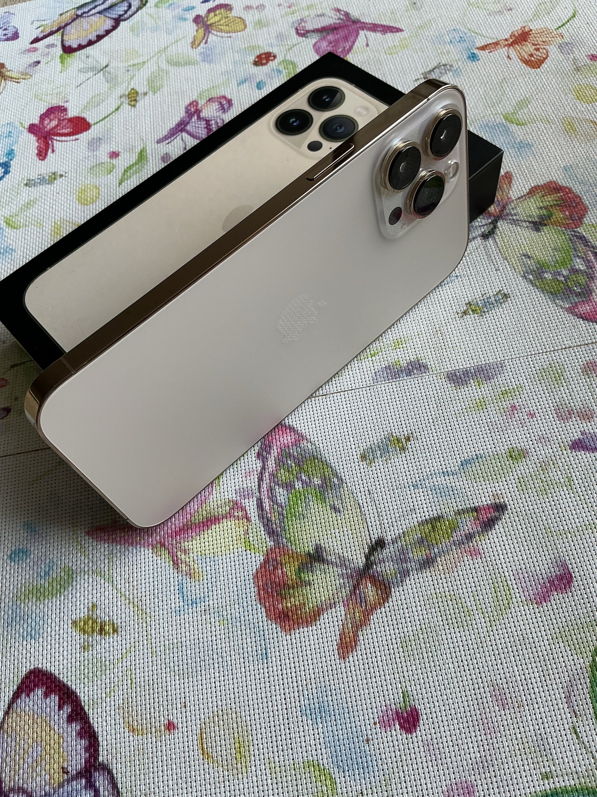 Продается iPhone 13 Pro Max