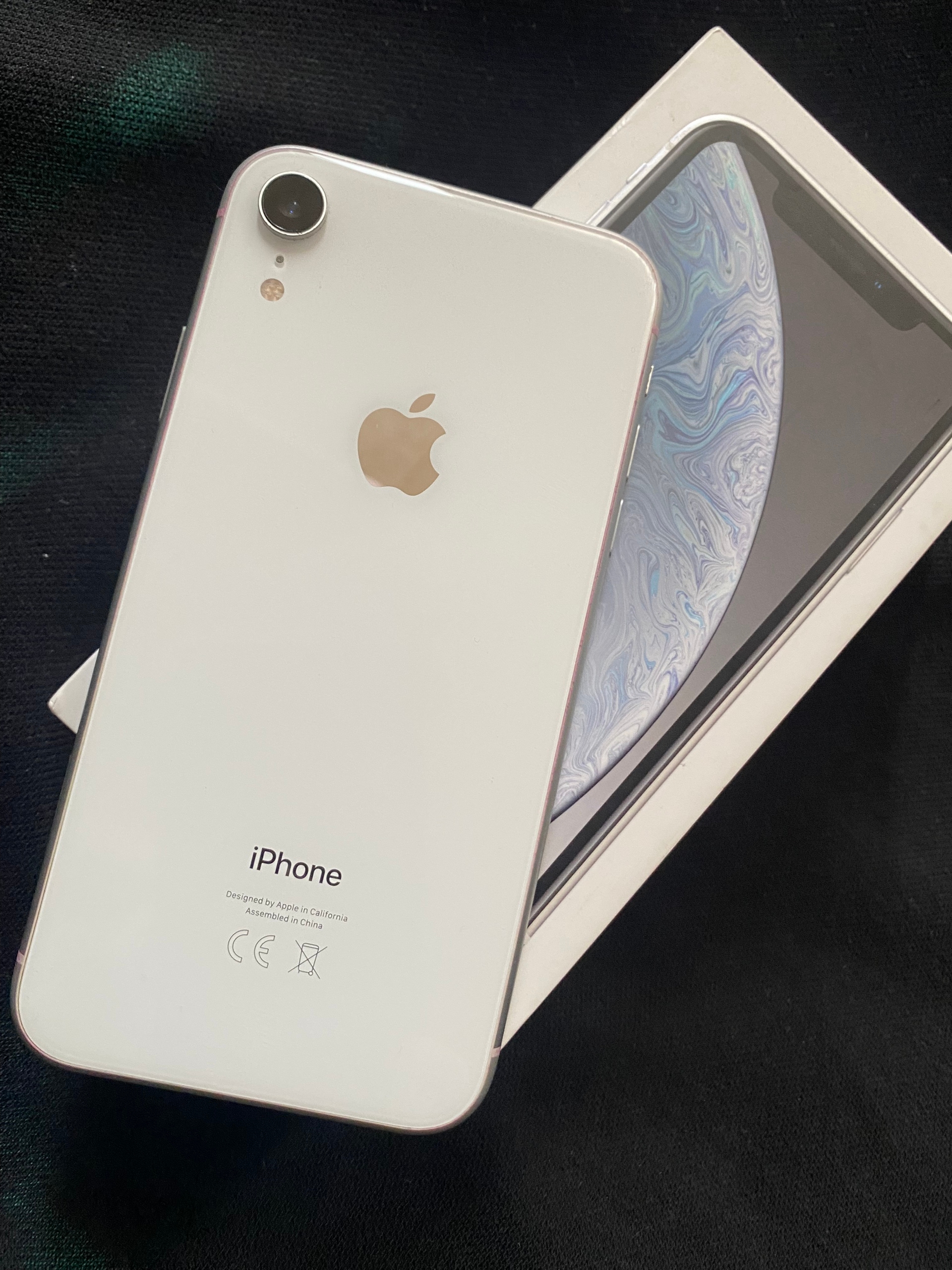 Продается iPhone XR в отличной (1)