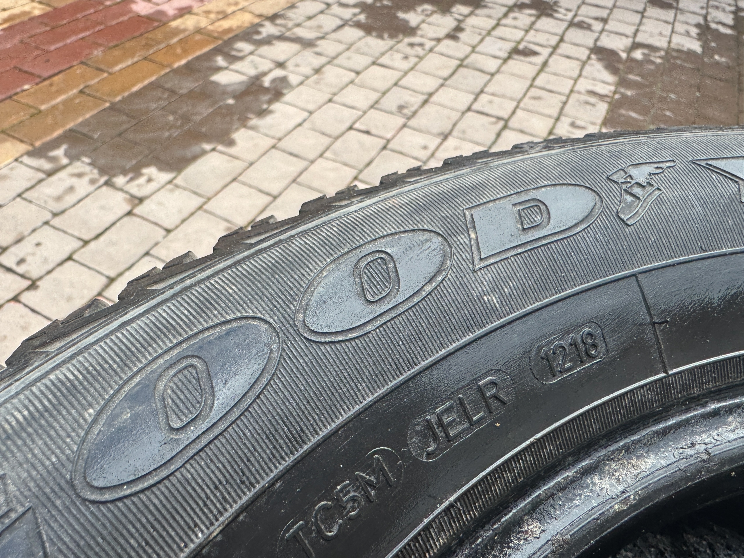 Колеса 215/60/16 в отличном состоянии (3)