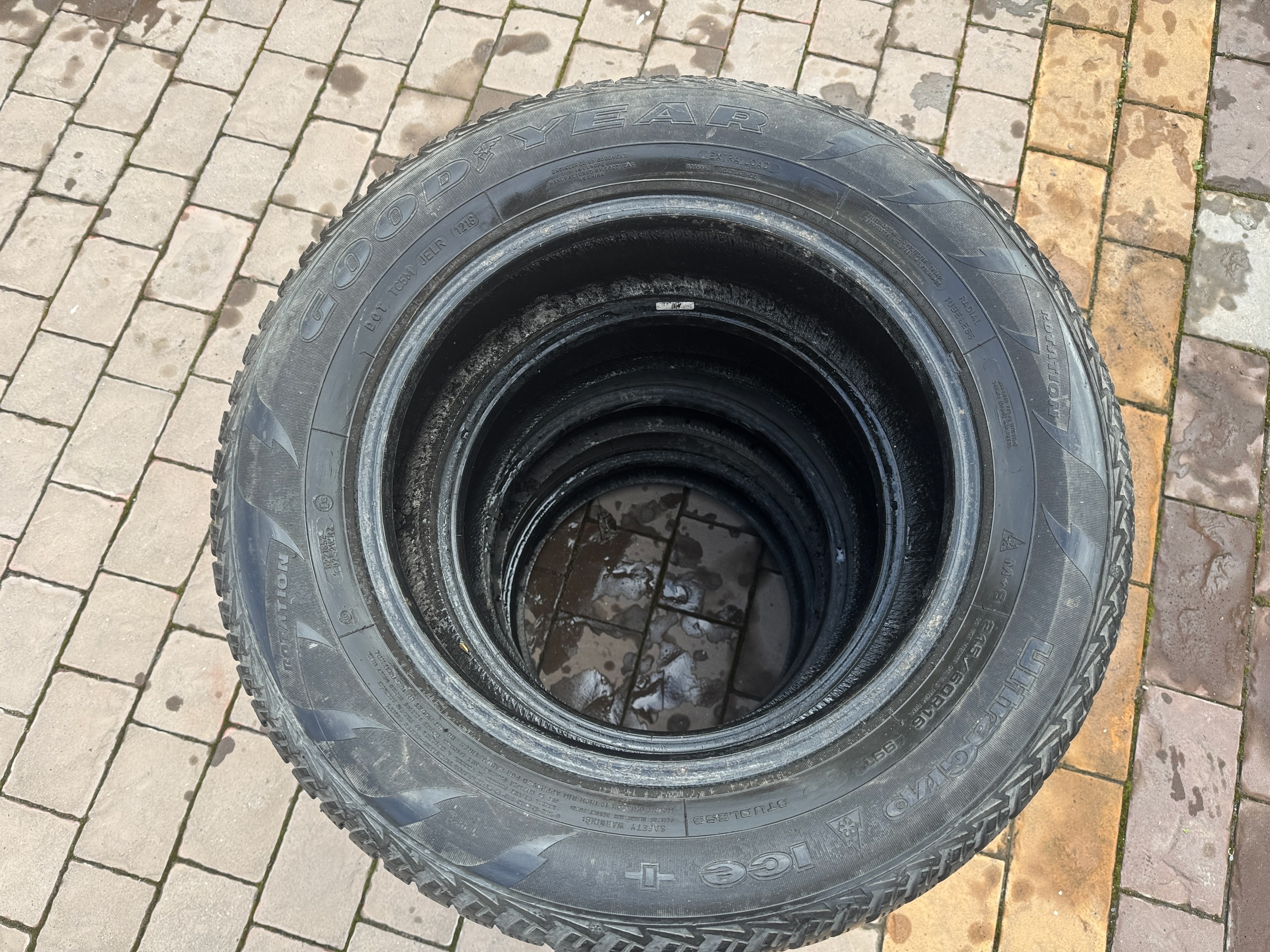 Колеса 215/60/16 в отличном состоянии (4)