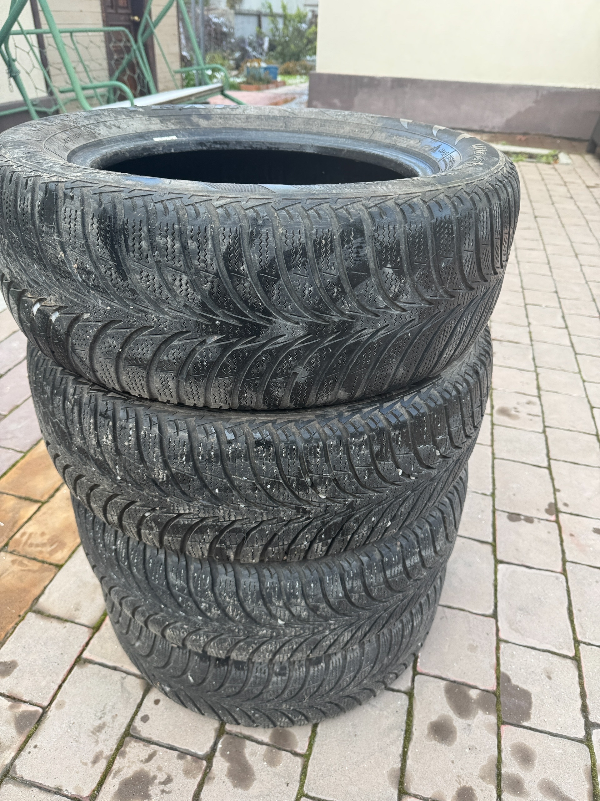 Колеса 215/60/16 в отличном состоянии (5)