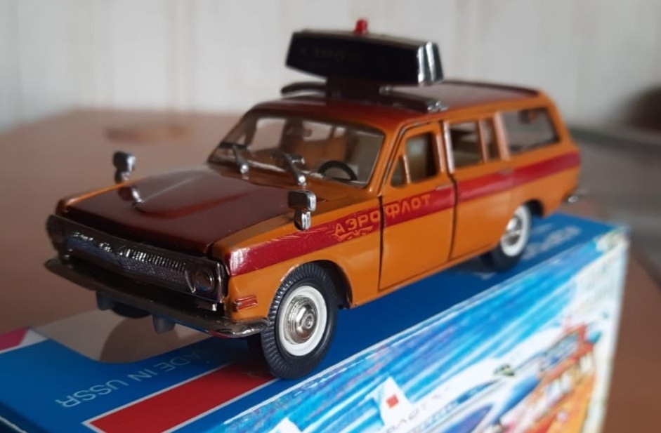 Уникальный аэрофлотный ГАЗ 2402 Модель (1)