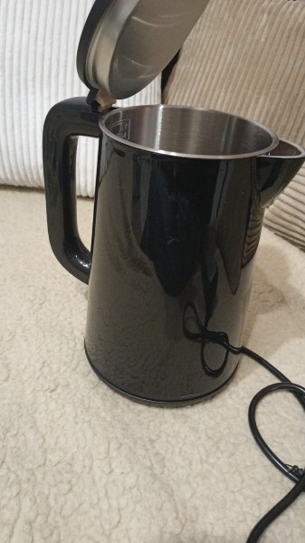 **Электрочайники с Алисой на выбор** (4)