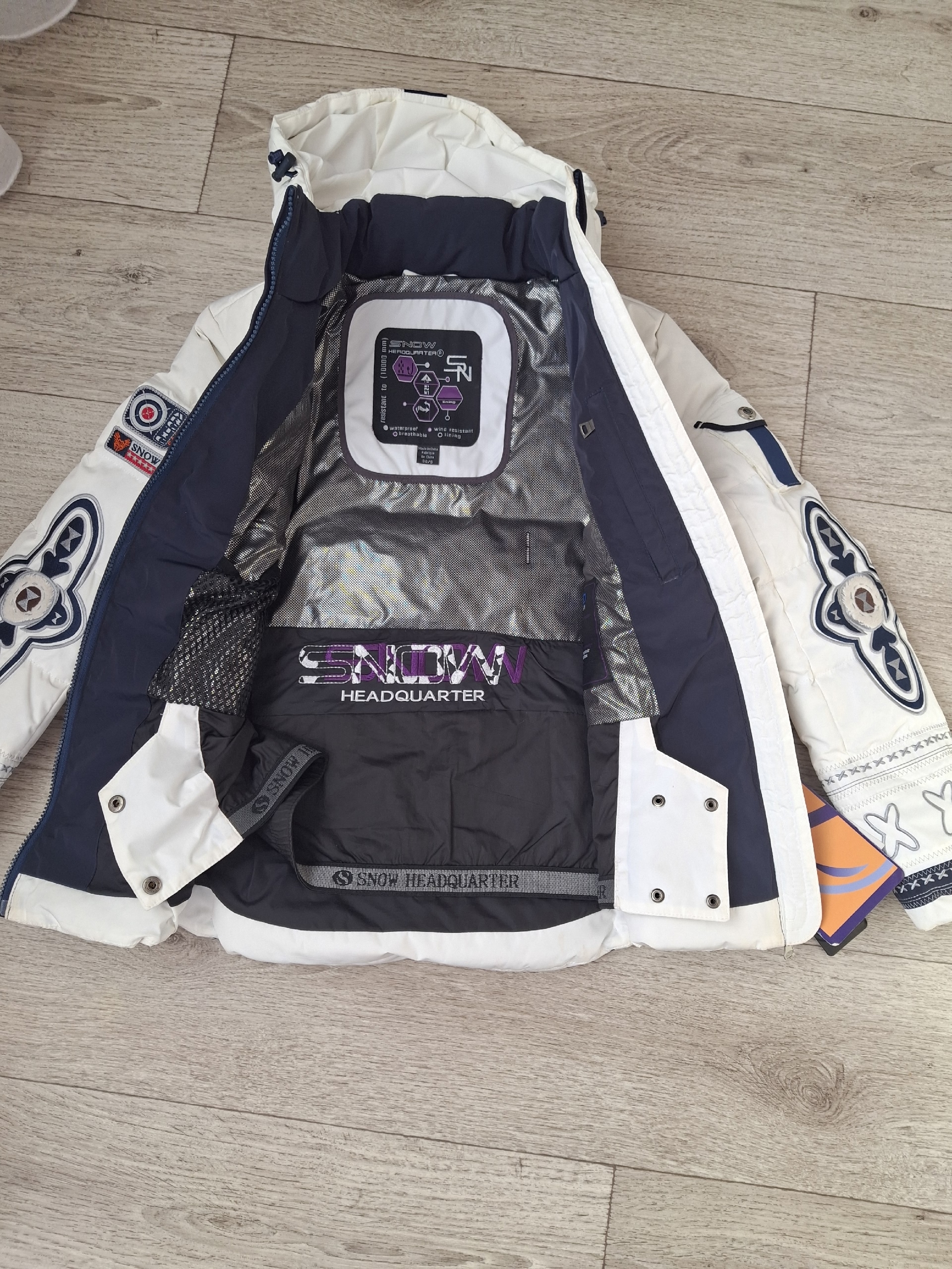 Новые женские куртки на продажу (1)