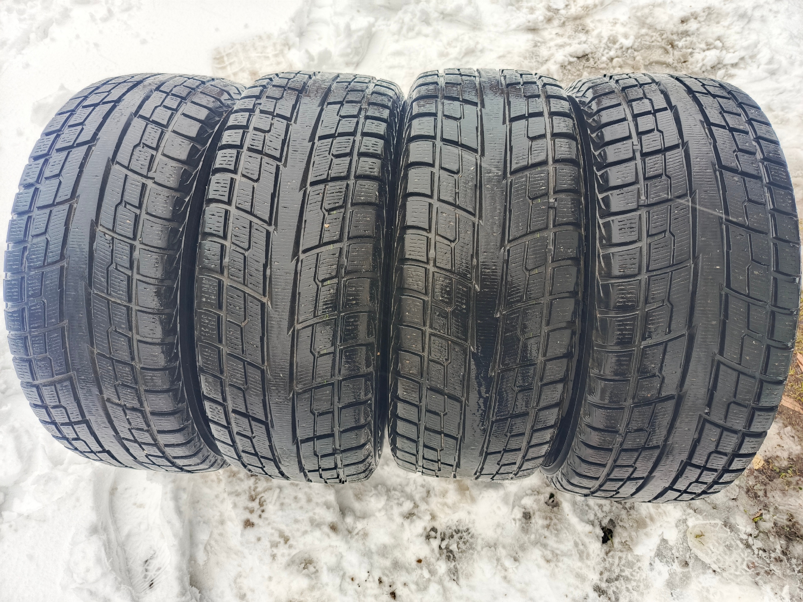 Резина для Toyota Harrier 2 (1)