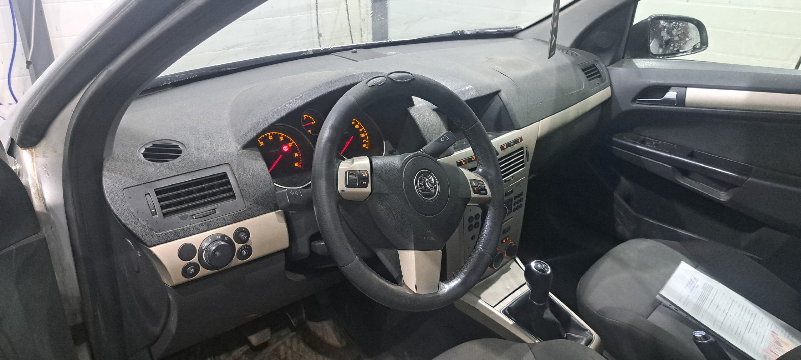 Opel Astra H, Продается по (7)