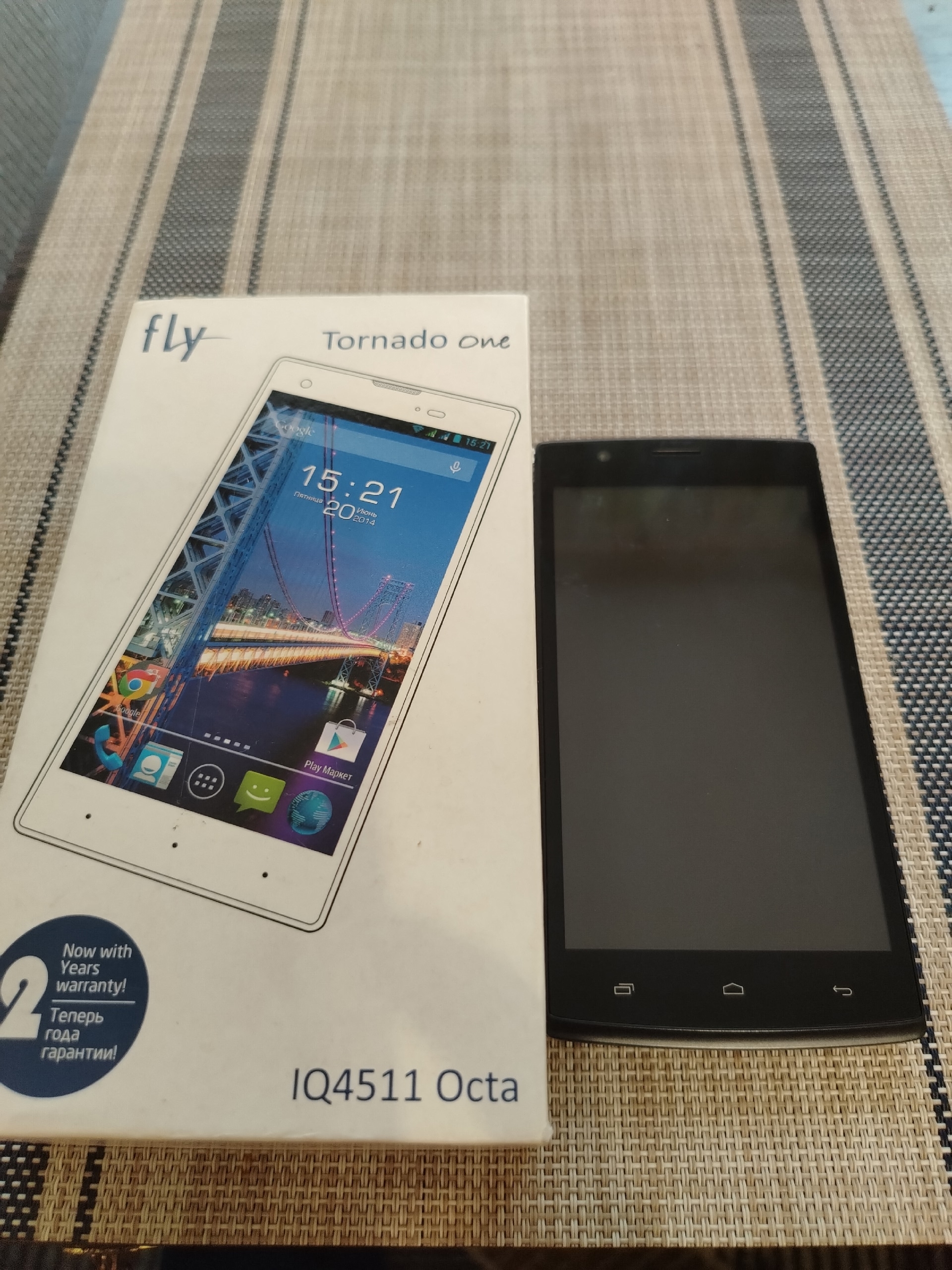 Легендарный смартфон Asus Zefone 6 (2)