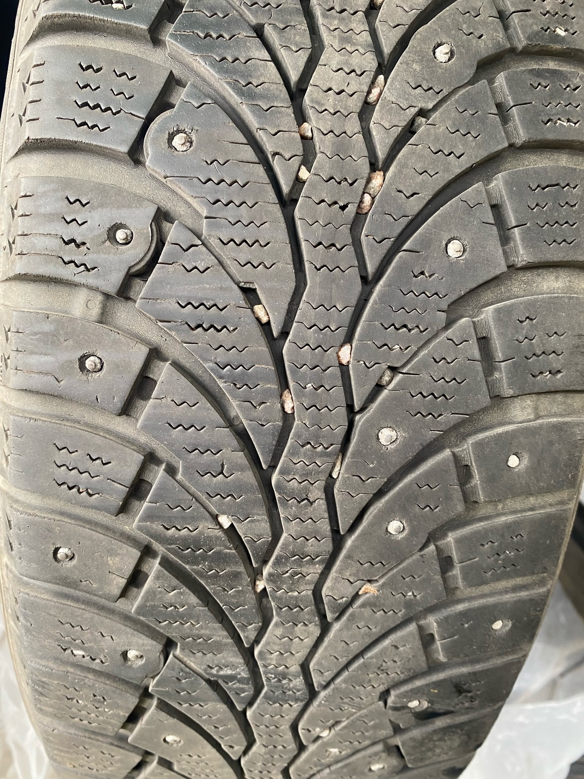 Надежные шины на продажу Продаются