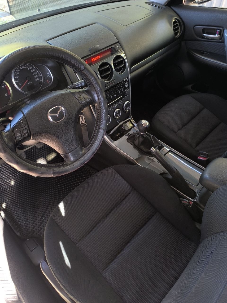 Продается Mazda 6 универсал 2006 (8)