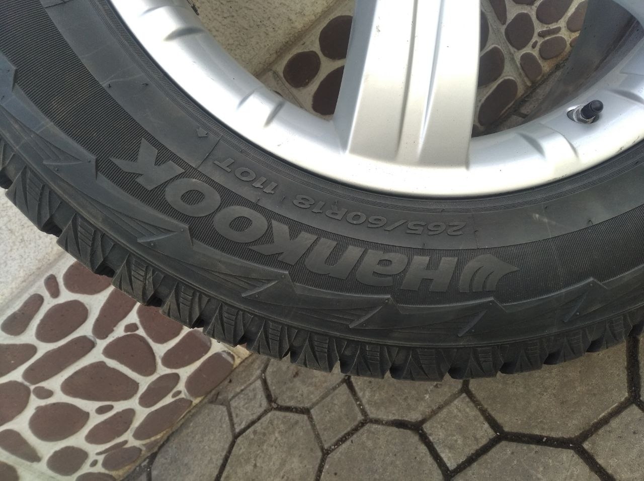 Продажа резины в Донецке Продаётся (3)