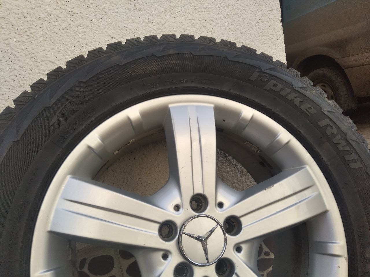 Продажа резины в Донецке Продаётся (5)